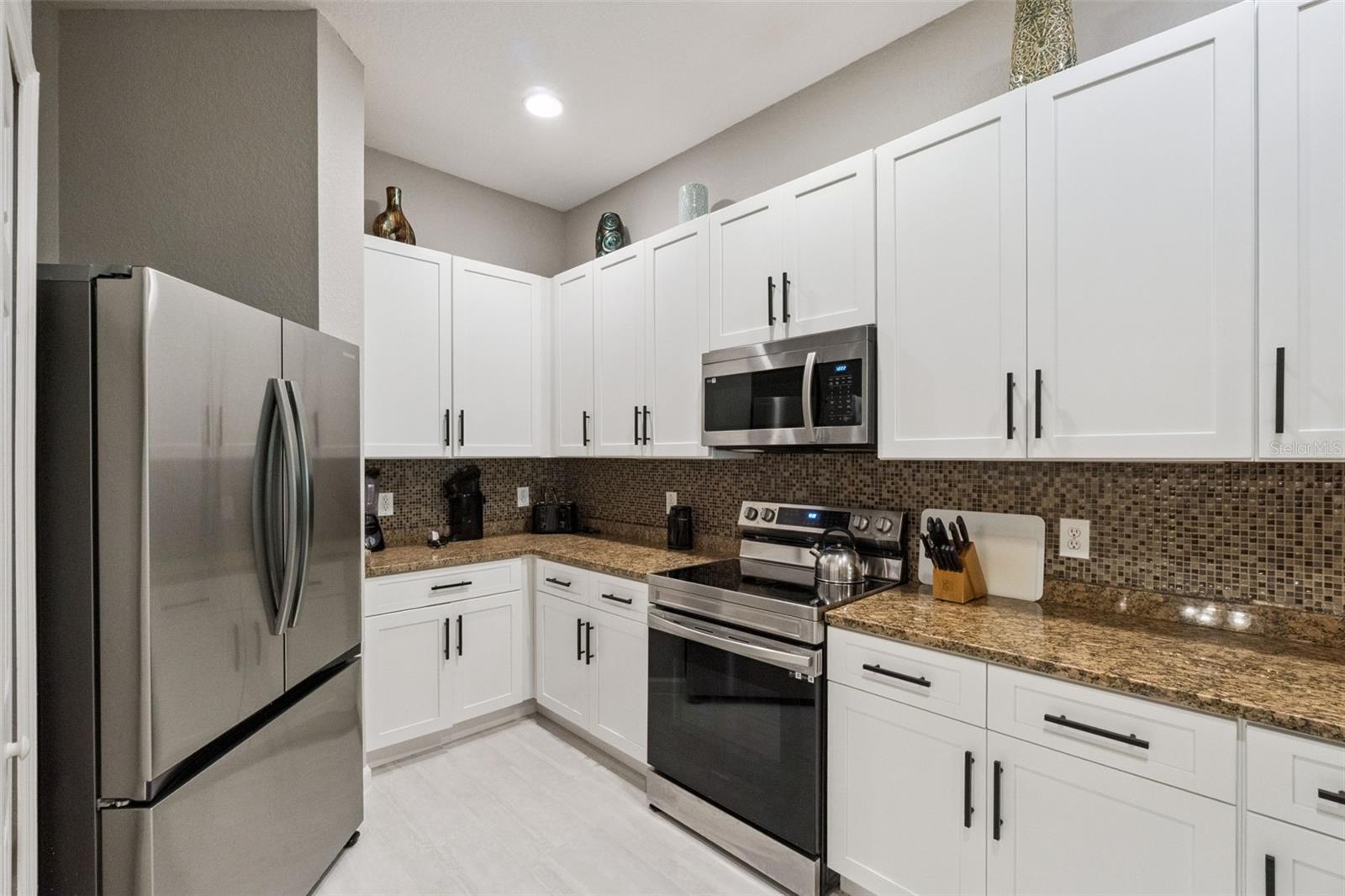 Condominium at 106 LUCAYA LOOP, DAVENPORT, photo 8 of 50