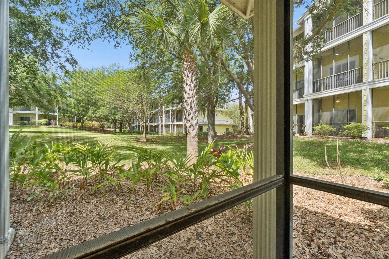 Condominium at 106 LUCAYA LOOP, DAVENPORT, photo 23 of 50