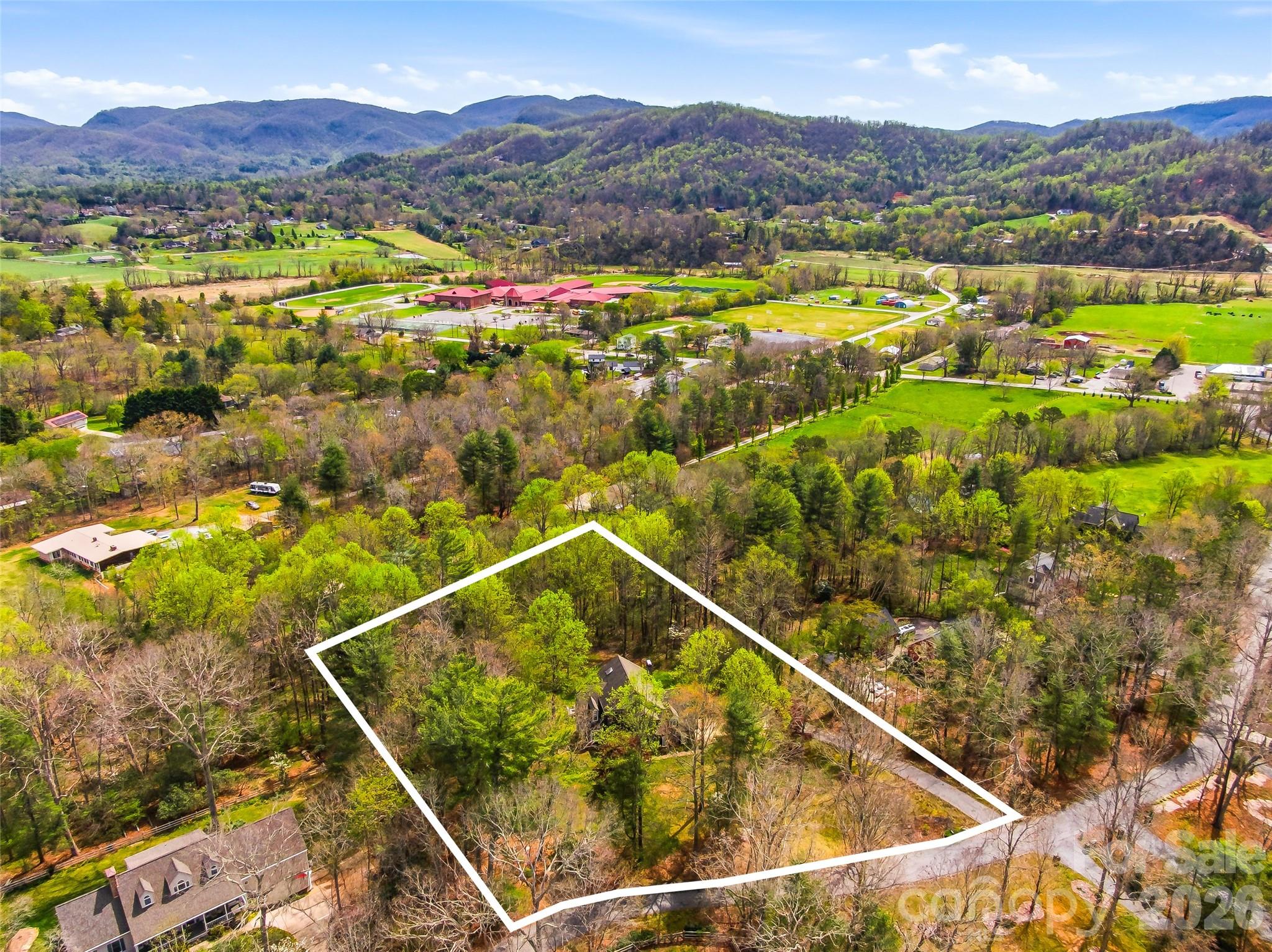 Located off Cane Creek Road. Convenient to downtown and South Asheville. - 32 Franklin Farm Road, Fletcher