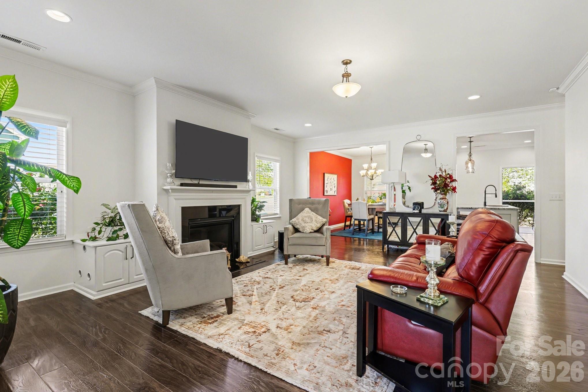 Single Family Residence at 2715 Watergarden Street, York, photo 2 of 27