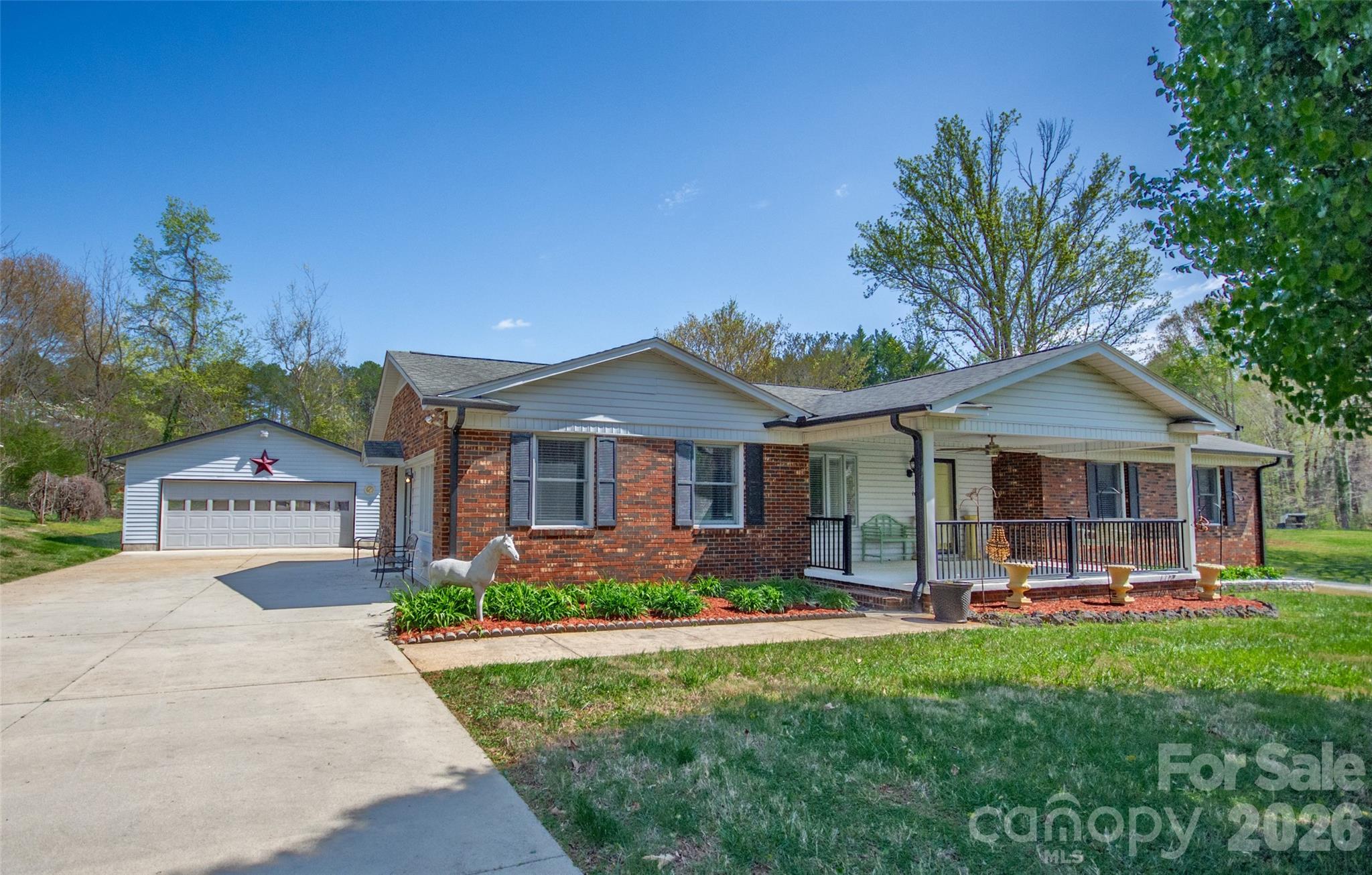 Single Family Residence at 167 Southwood Drive, Statesville, photo 3 of 40