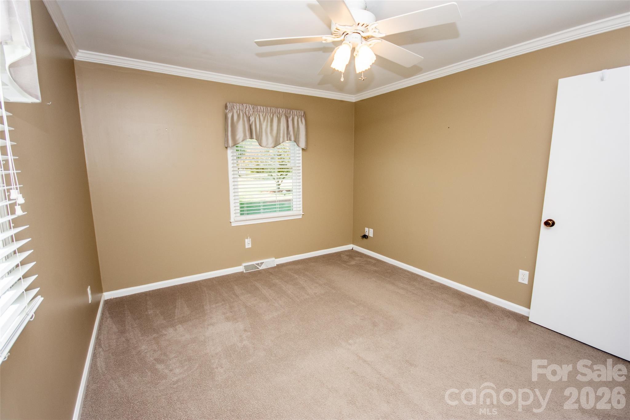 Single Family Residence at 167 Southwood Drive, Statesville, photo 20 of 40
