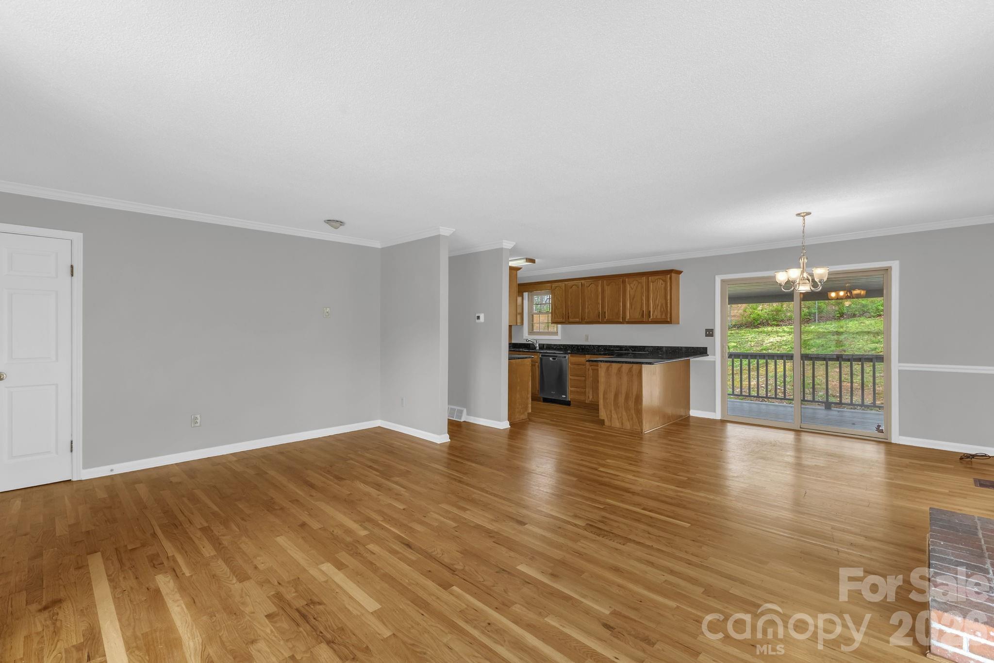 Single Family Residence at 147 Elkwood Road, Asheville, photo 11 of 37