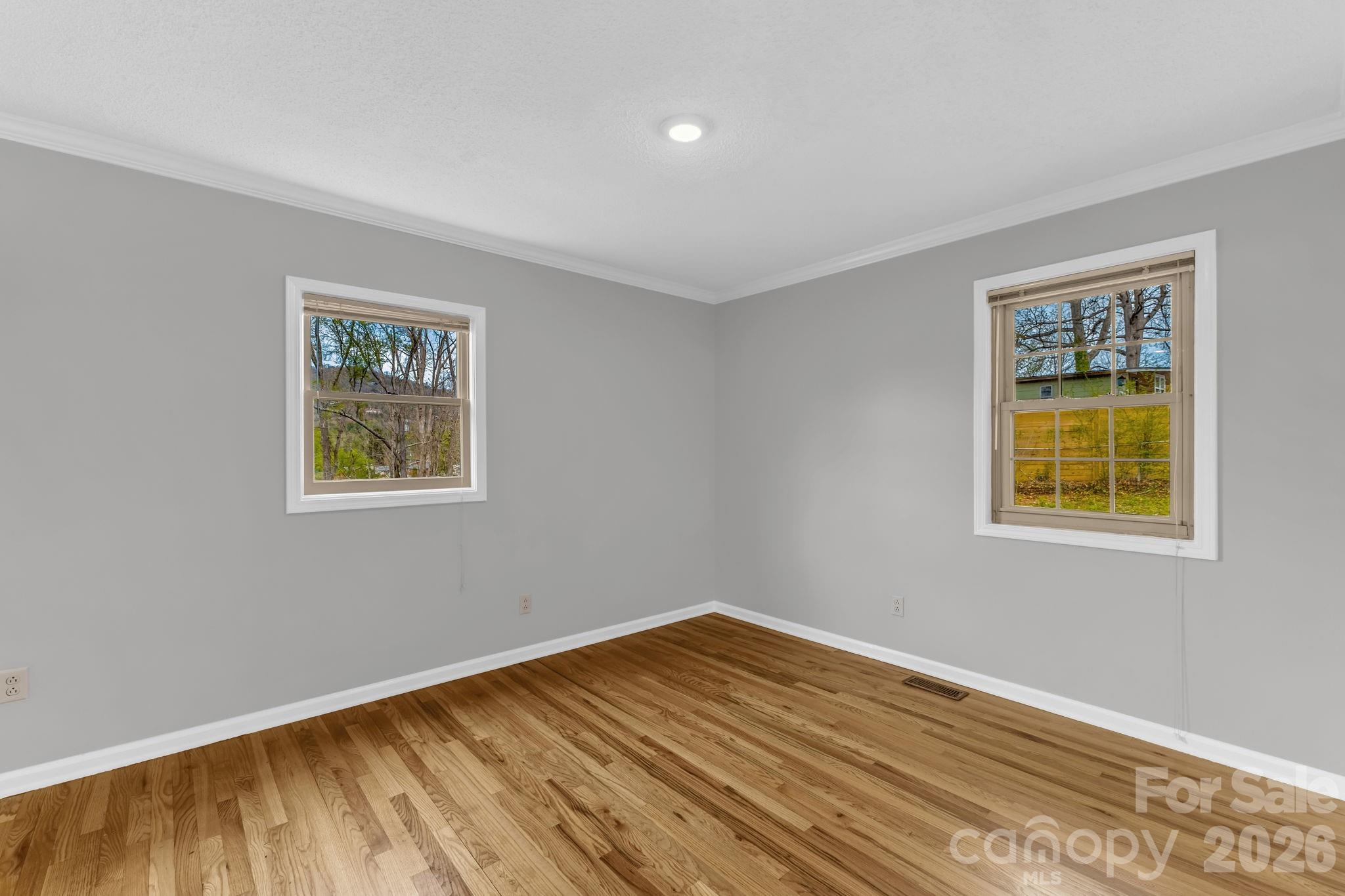 Single Family Residence at 147 Elkwood Road, Asheville, photo 13 of 37