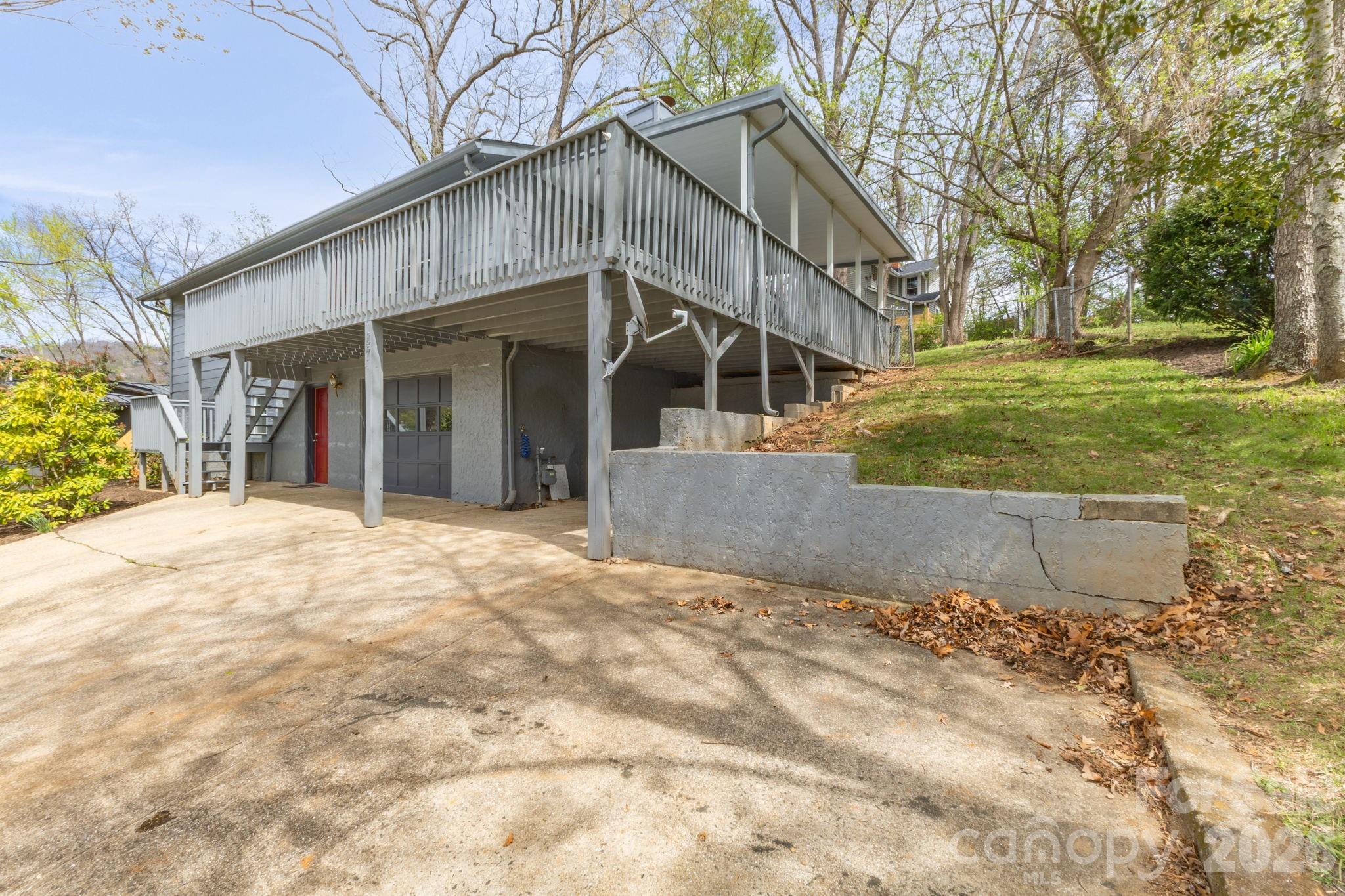Single Family Residence at 147 Elkwood Road, Asheville, photo 33 of 37