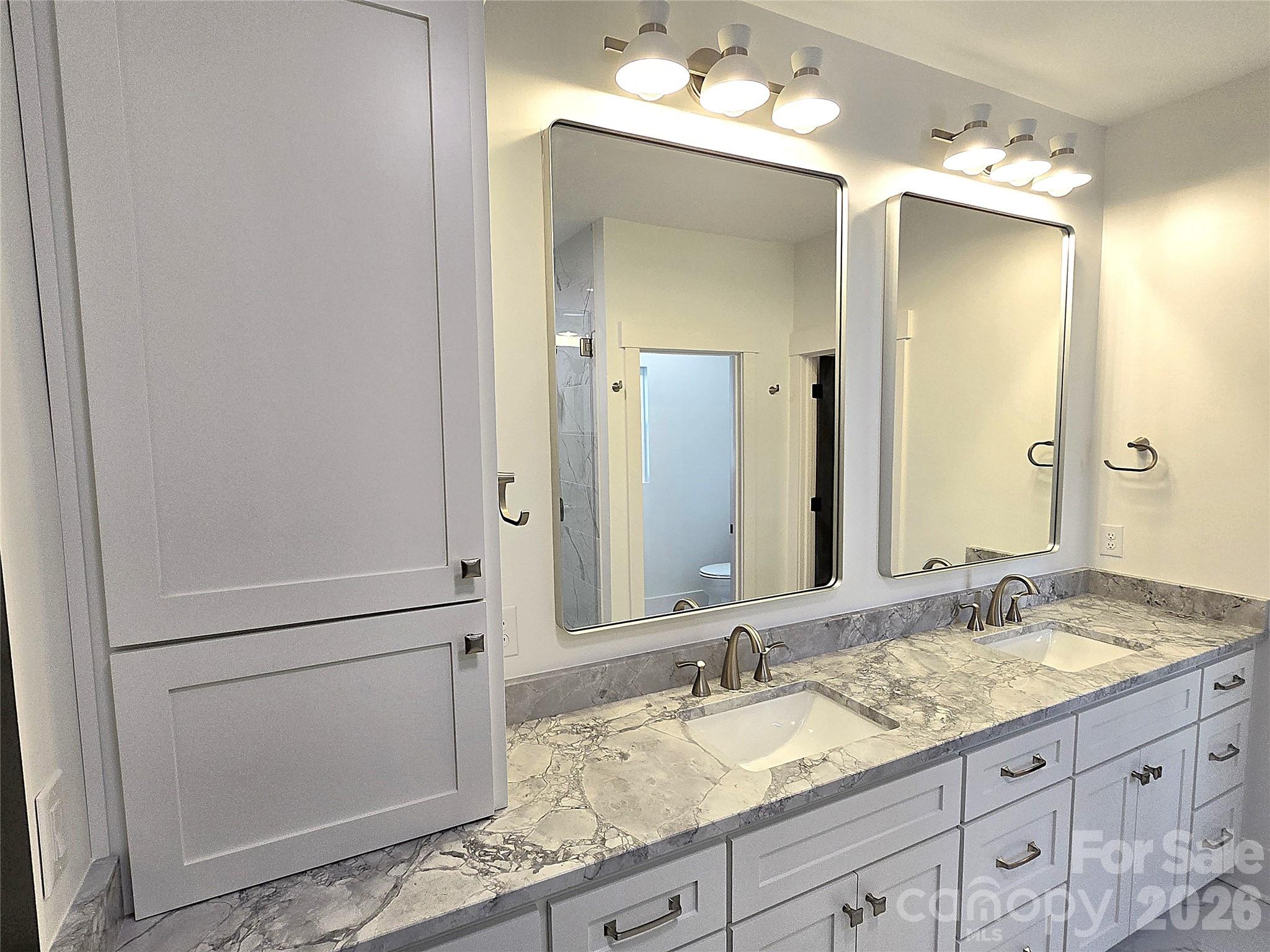 Single Family Residence at 496 19th Avenue Circle NW, Hickory, photo 20 of 41