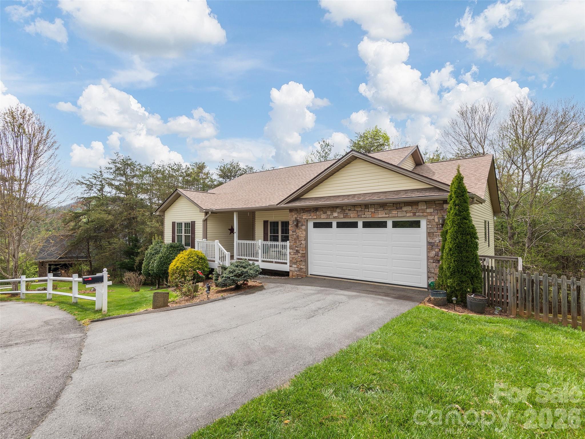 Single Family Residence at 26 Lancaster Lane, Weaverville, photo 2 of 30