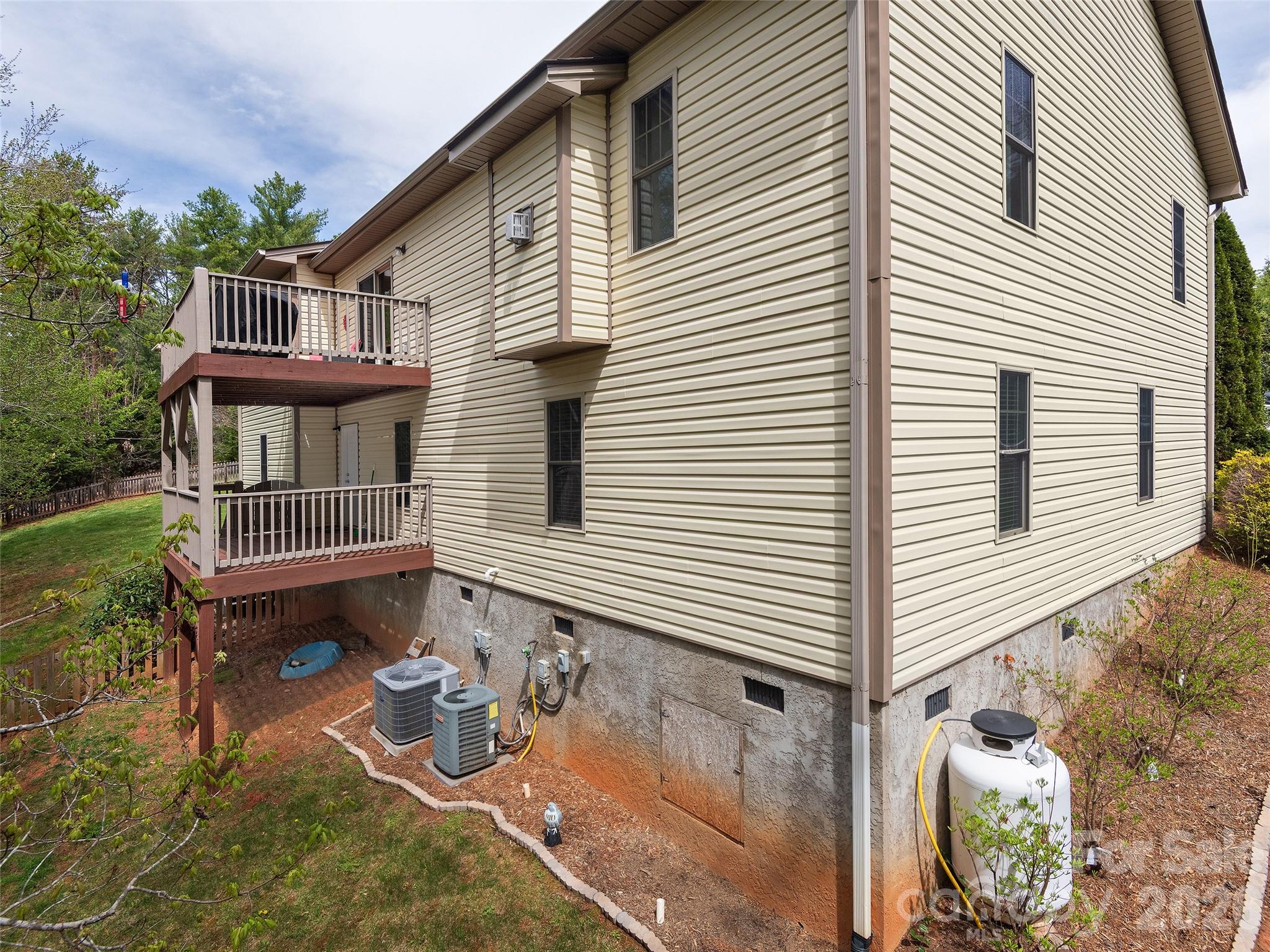 Single Family Residence at 26 Lancaster Lane, Weaverville, photo 30 of 30