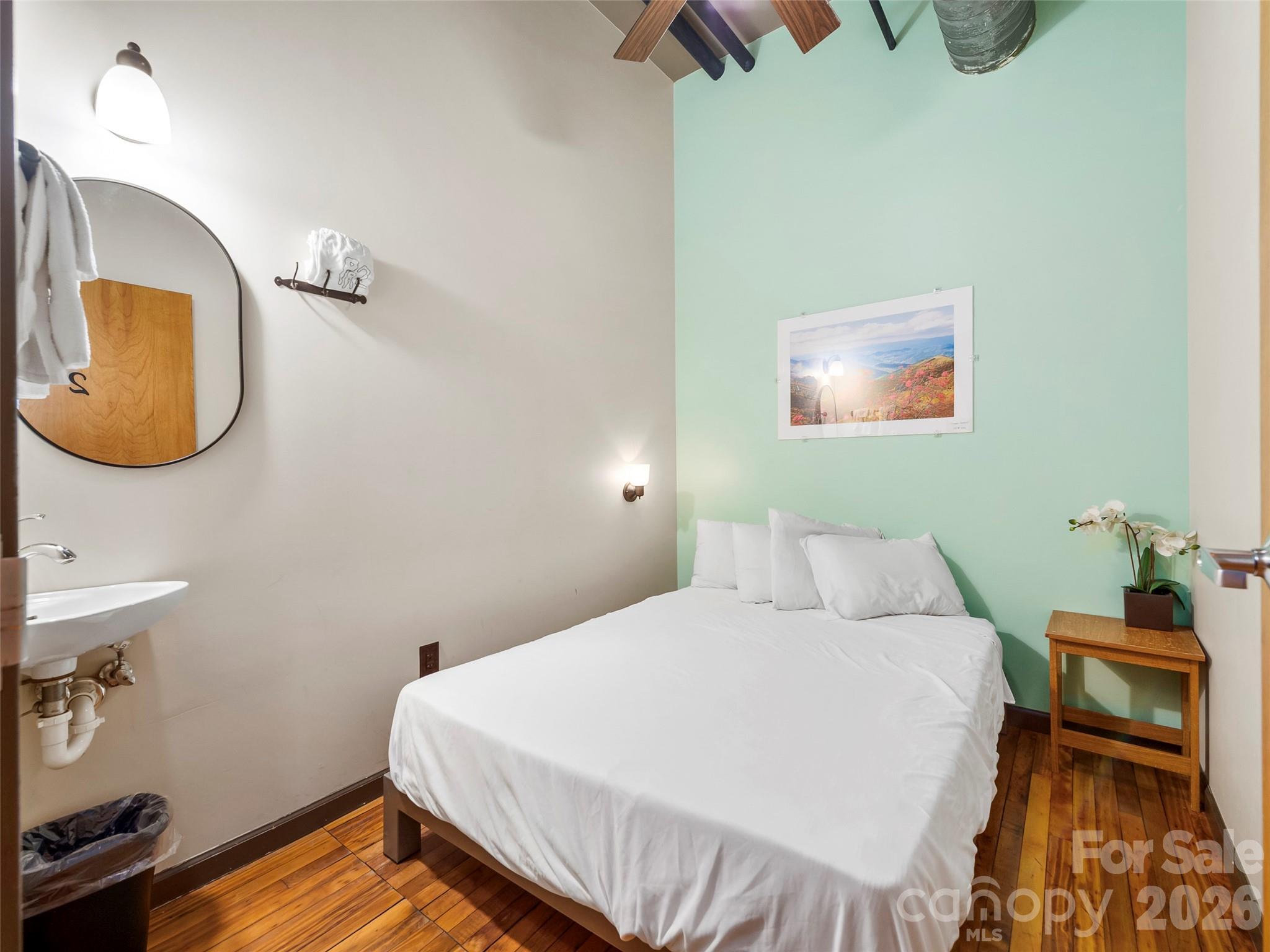 Bed/Breakfast at 39 N Lexington Avenue, Asheville, photo 22 of 32