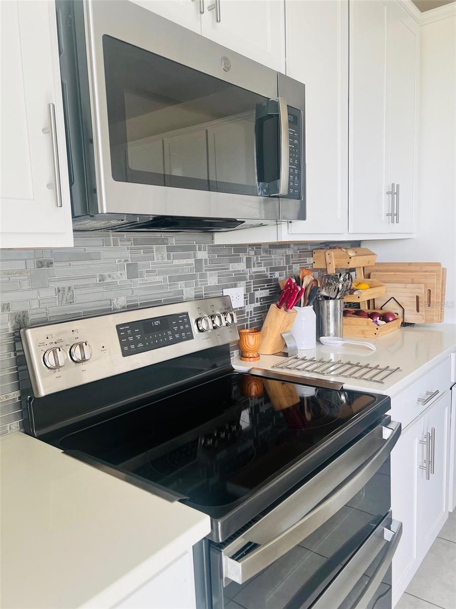KITCHEN - 1120 SUGARWOOD ST, DAVENPORT