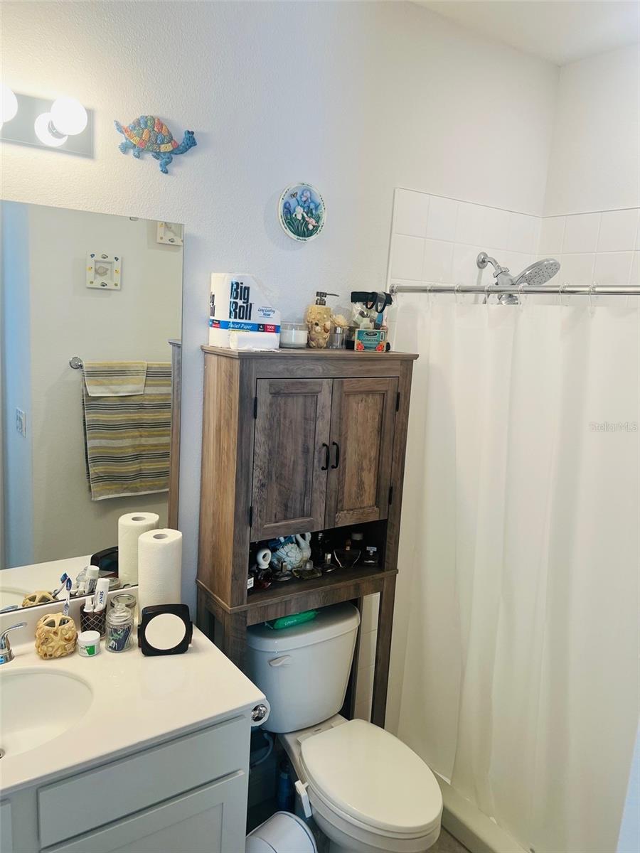 FLEX SPACE BATH 1ST FLOOR - 1120 SUGARWOOD ST, DAVENPORT