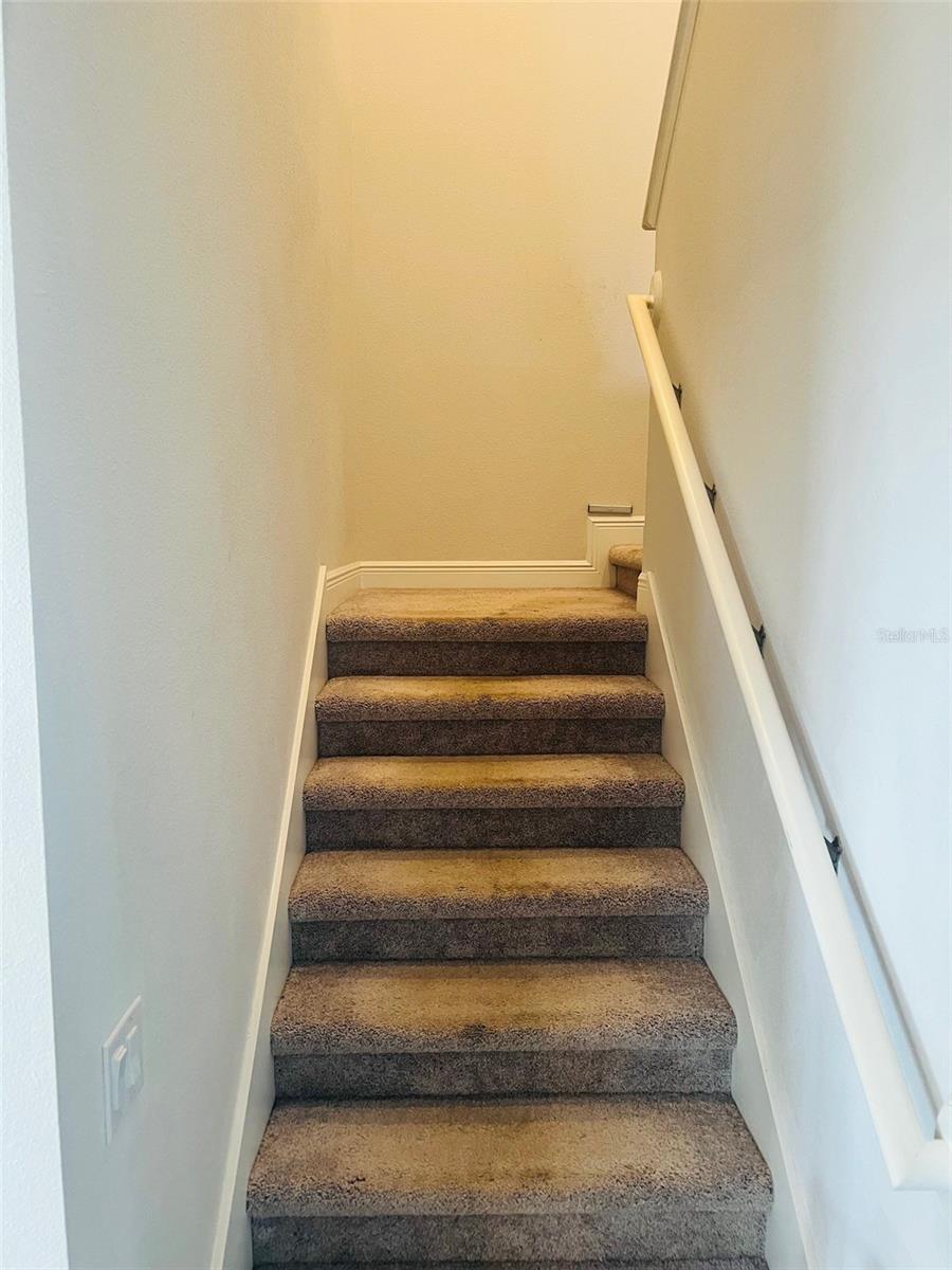 DOWNSTAIRS TO LOFT - 1120 SUGARWOOD ST, DAVENPORT