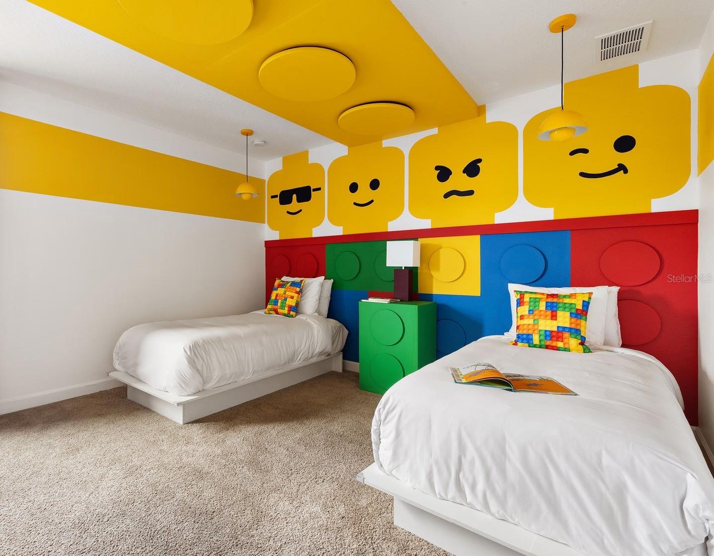 Lego bedroom - 9034 SHADOW MOUNTAIN ST, DAVENPORT