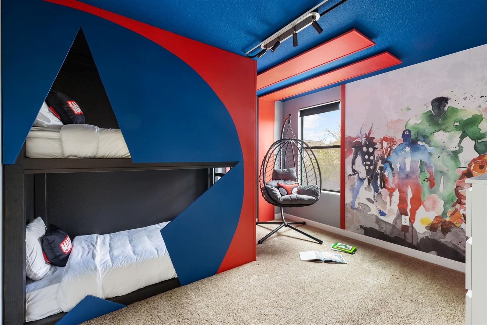 Avengers bedroom - 9034 SHADOW MOUNTAIN ST, DAVENPORT