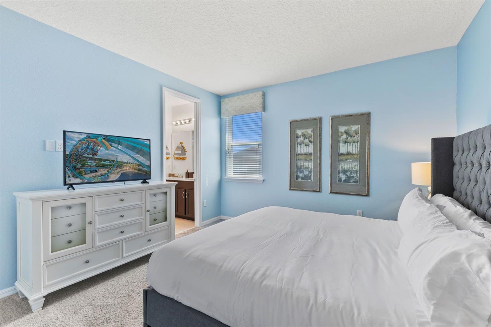 Primary bedroom - 9042 SUNSHINE RIDGE LOOP, KISSIMMEE