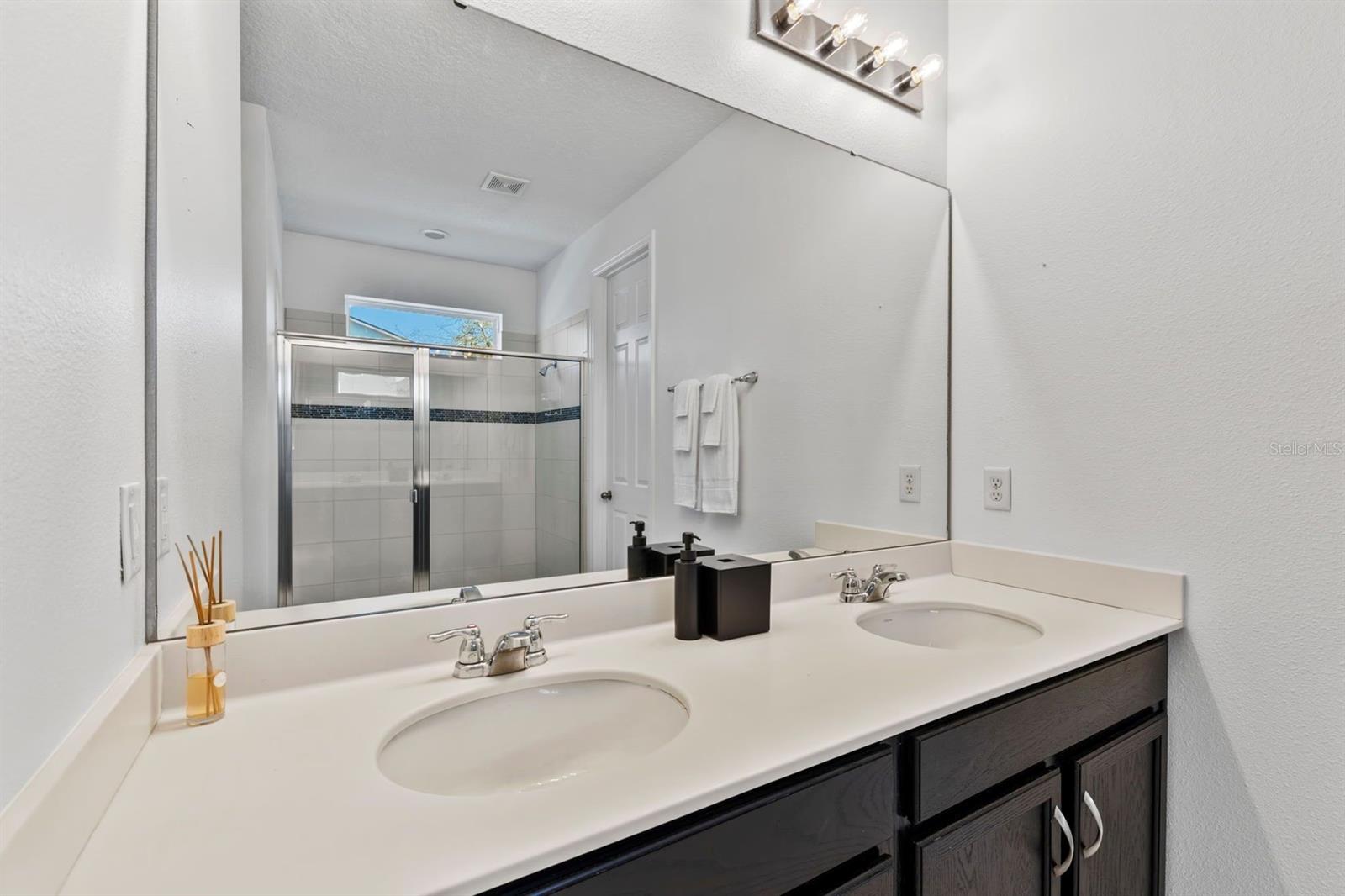 Bathroom 1 - 9042 SUNSHINE RIDGE LOOP, KISSIMMEE