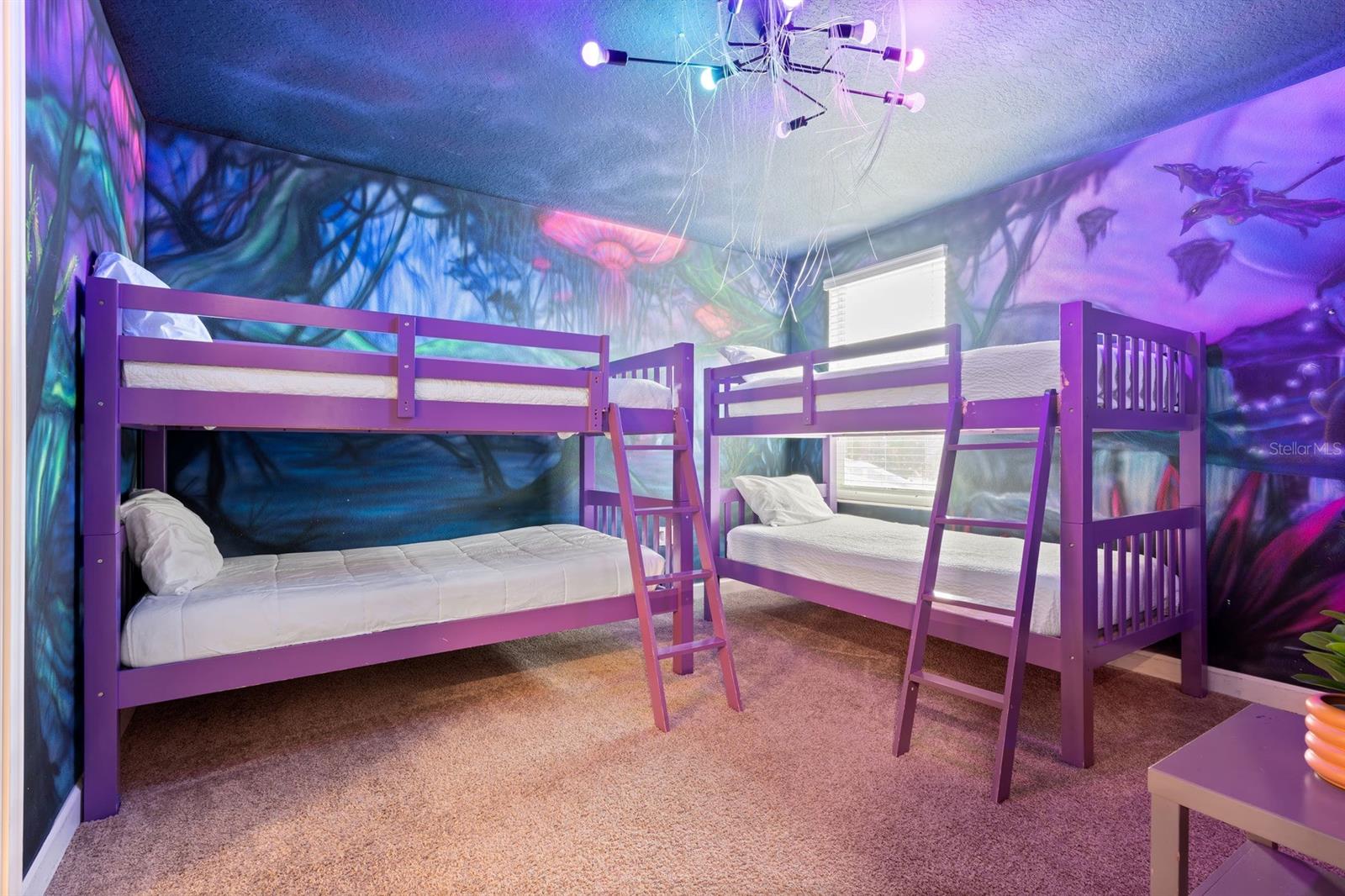 Bunk bedroom - 9050 STINGER DR, DAVENPORT