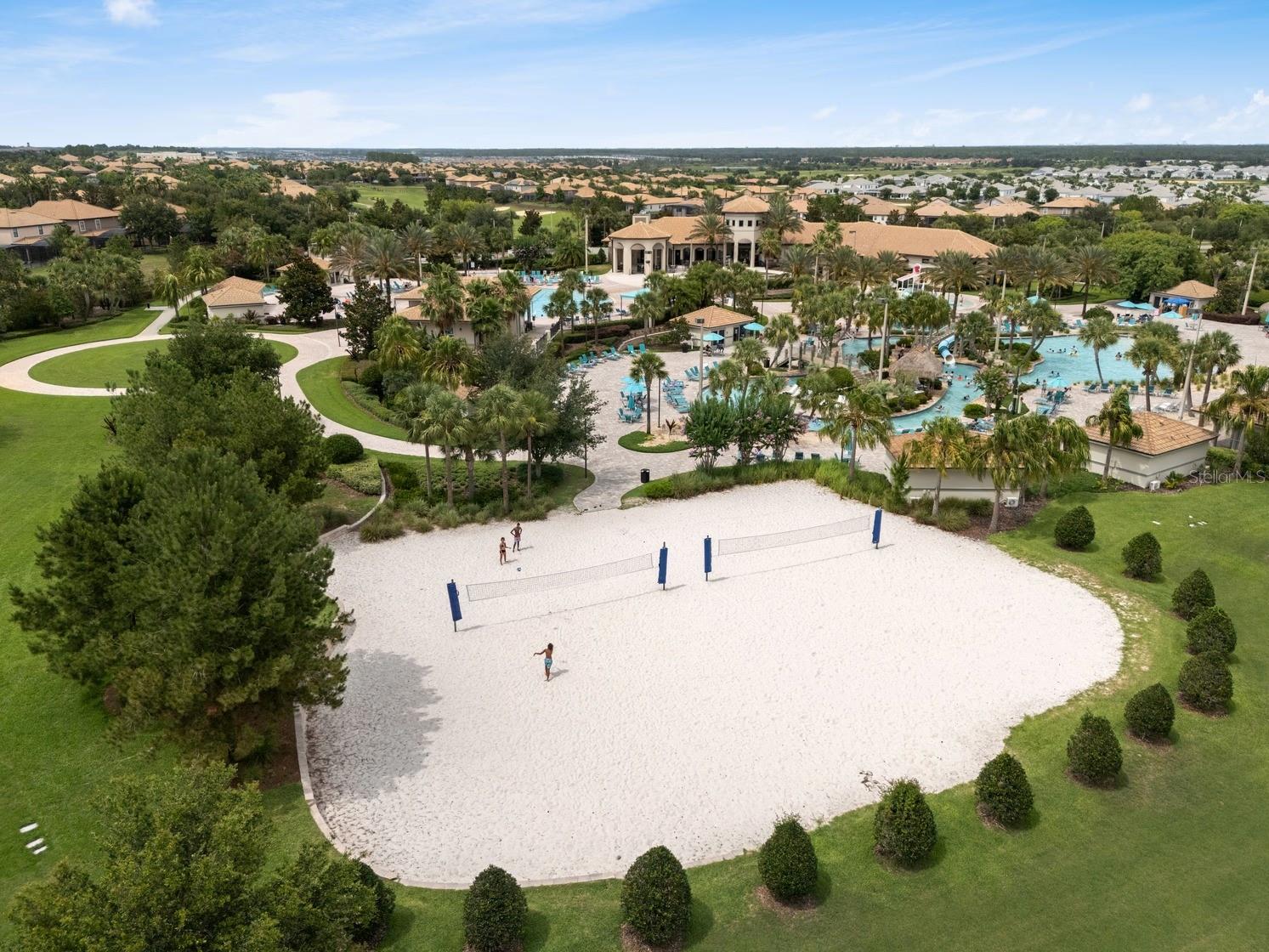 Resort volleyball courts - 9050 STINGER DR, DAVENPORT