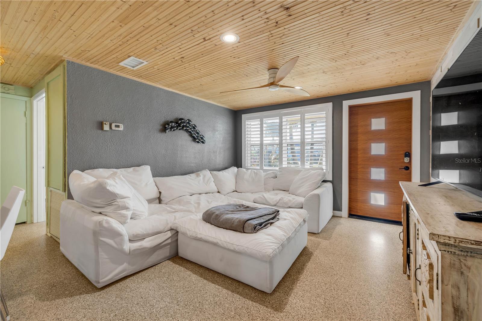 Single Family Residence at 308 NORMANDY AVE, NEW SMYRNA BEACH, photo 17 of 52