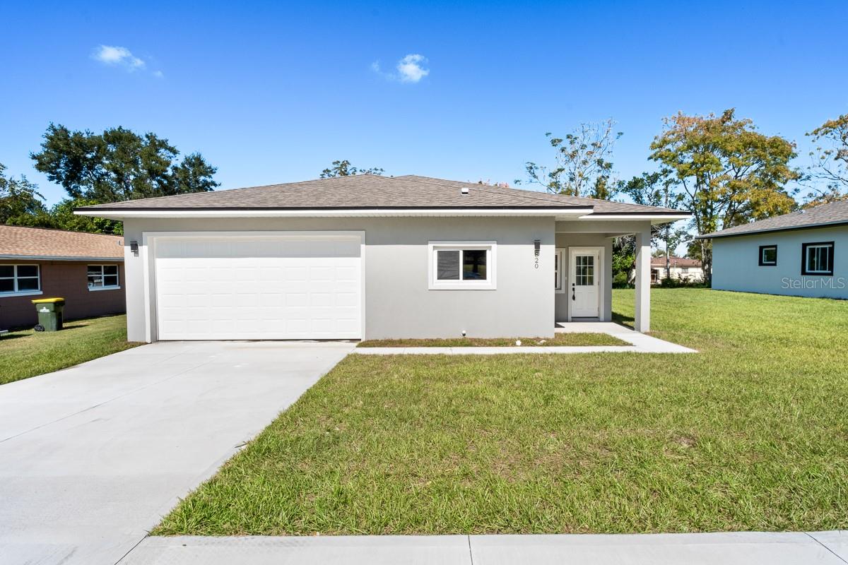 820 E DESOTO ST