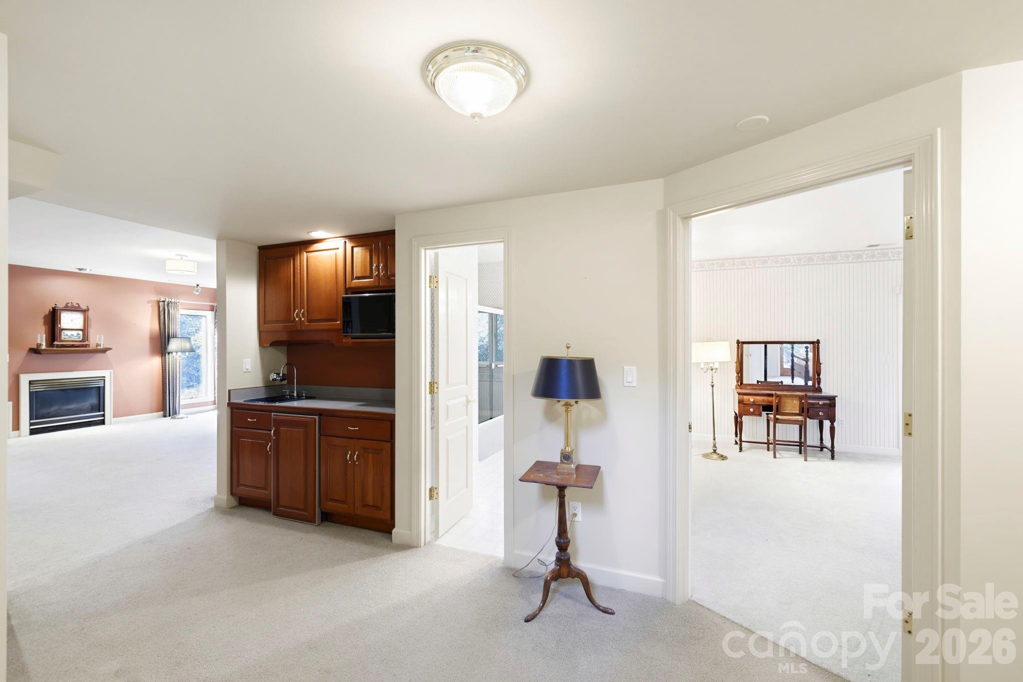 Wet bar in lower level - 100 Elmridge Drive, Flat Rock