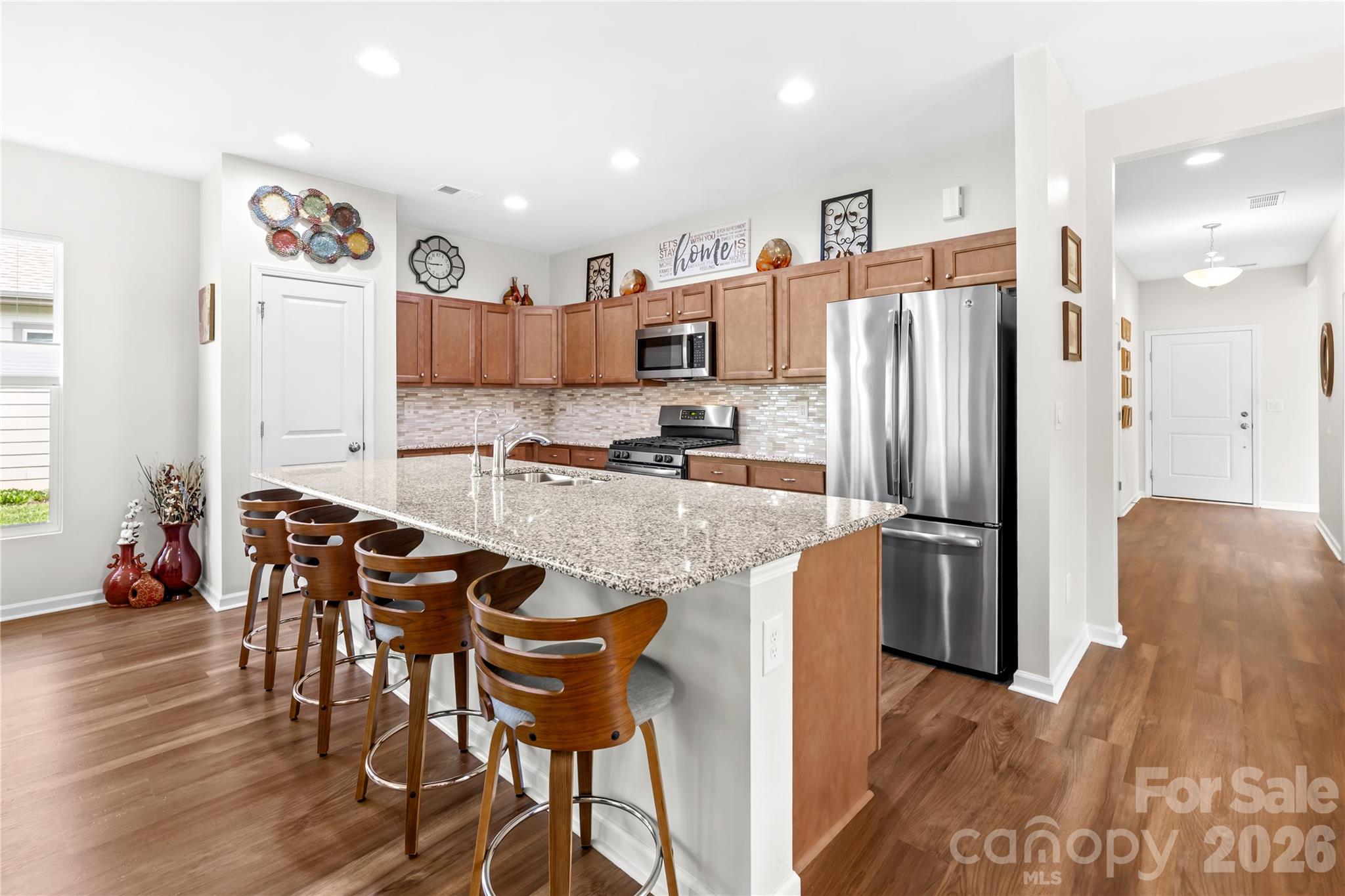Single Family Residence at 264 Flat Rock Drive, Denver, photo 6 of 33