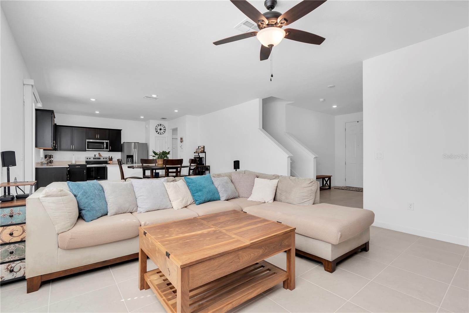 Living Room - 4199 BIG SKY DR, SPRING HILL
