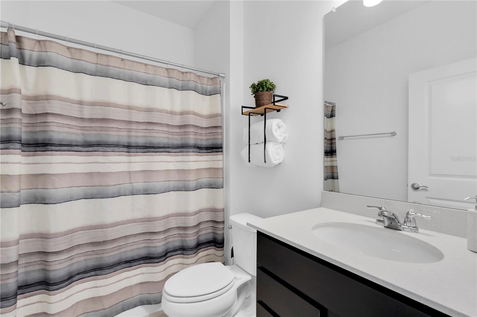 Bath 3 - 4199 BIG SKY DR, SPRING HILL