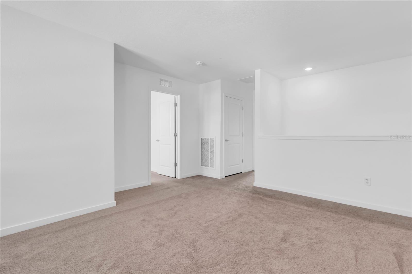 Loft - 4199 BIG SKY DR, SPRING HILL