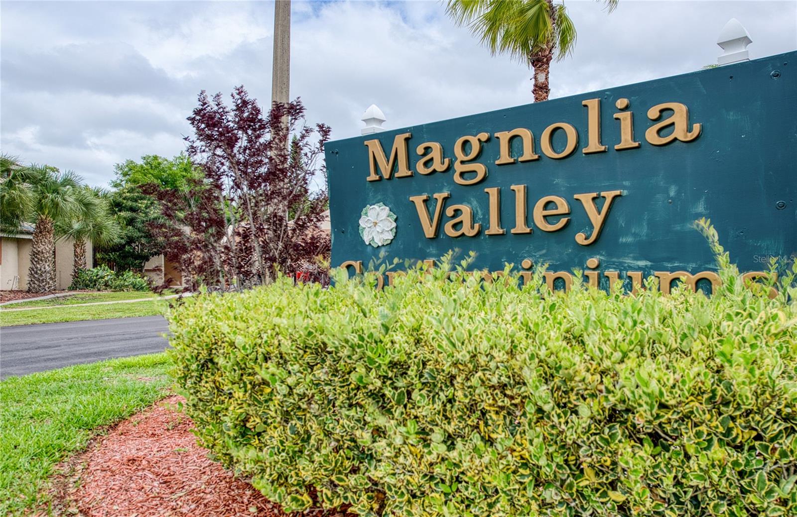 Condominium at 7040 COGNAC DR #3, NEW PORT RICHEY, photo 2 of 31