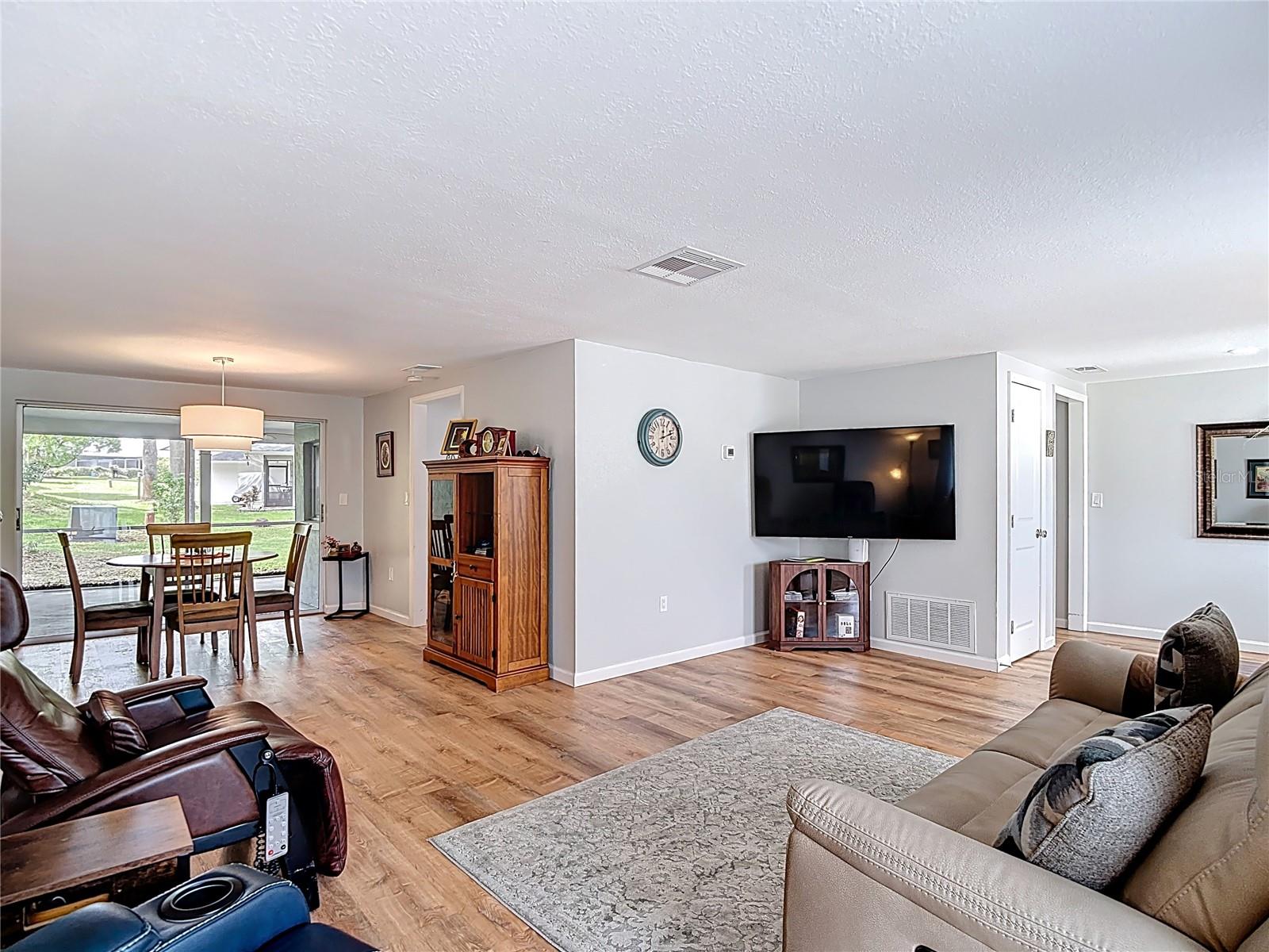 Single Family Residence at 12709 CASTLEBERRY CT, HUDSON, photo 11 of 54