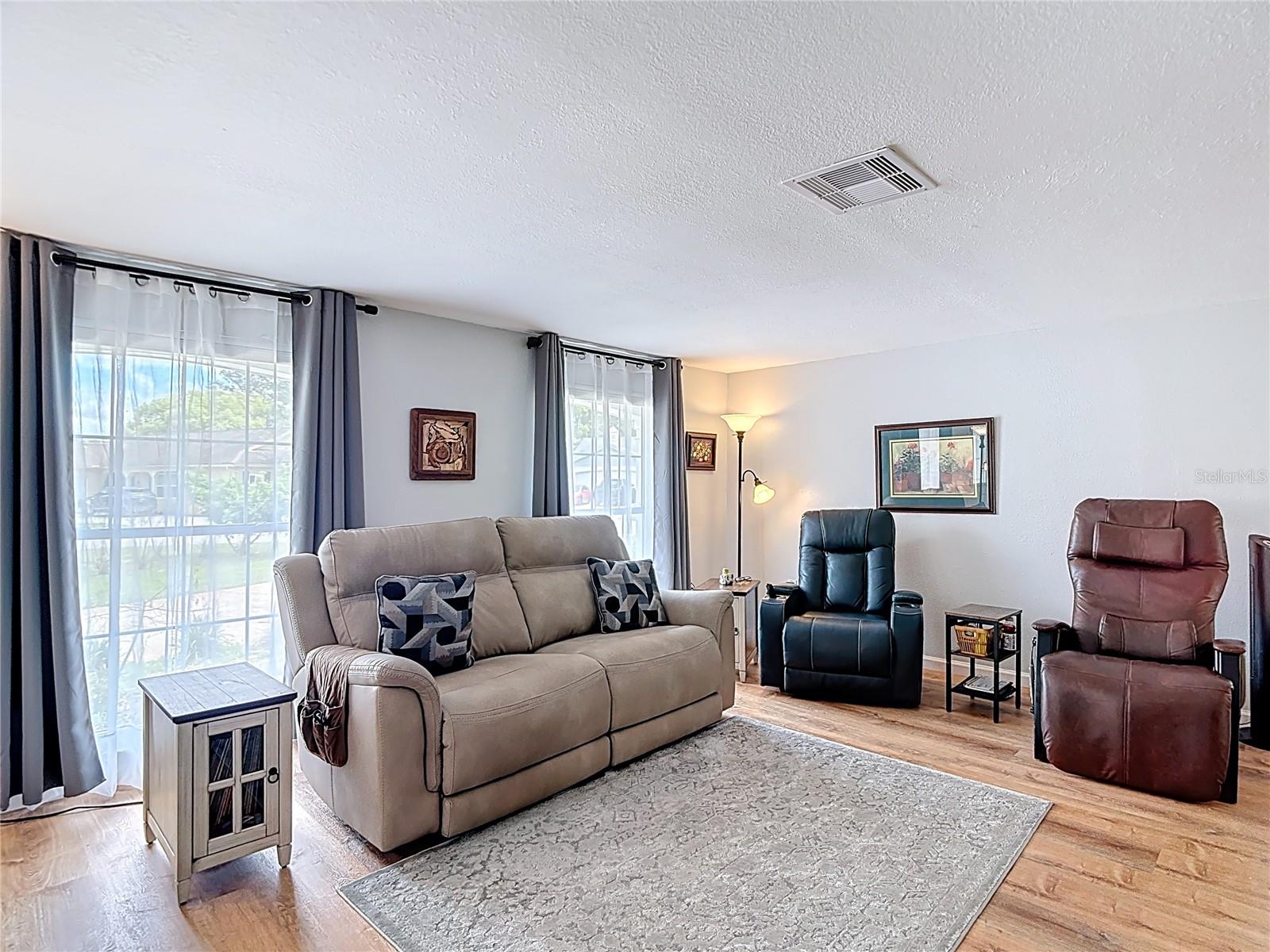 Single Family Residence at 12709 CASTLEBERRY CT, HUDSON, photo 12 of 54