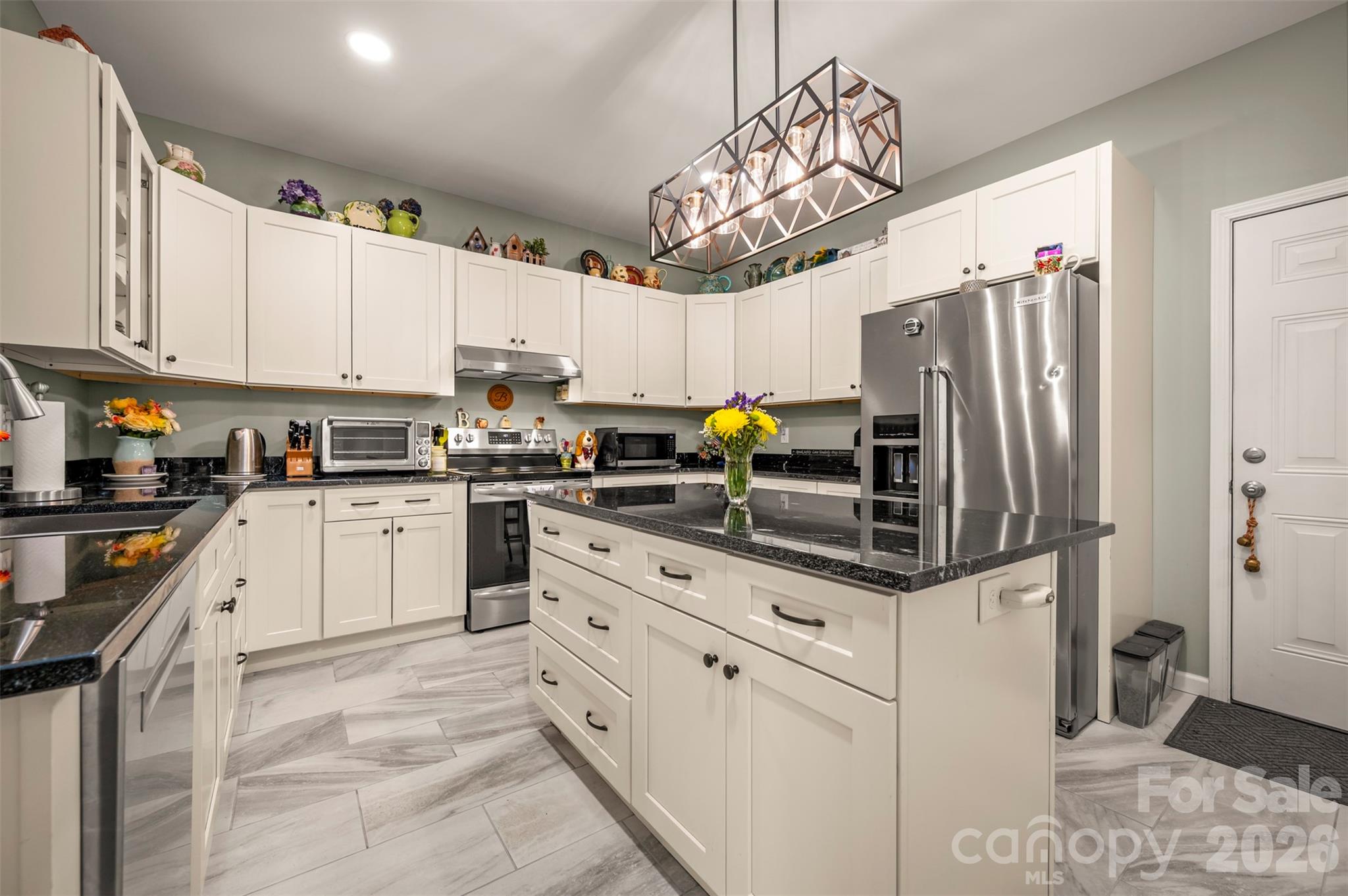 Abundant cabinetry and workspace - 88 Pounding Mill None, Hendersonville