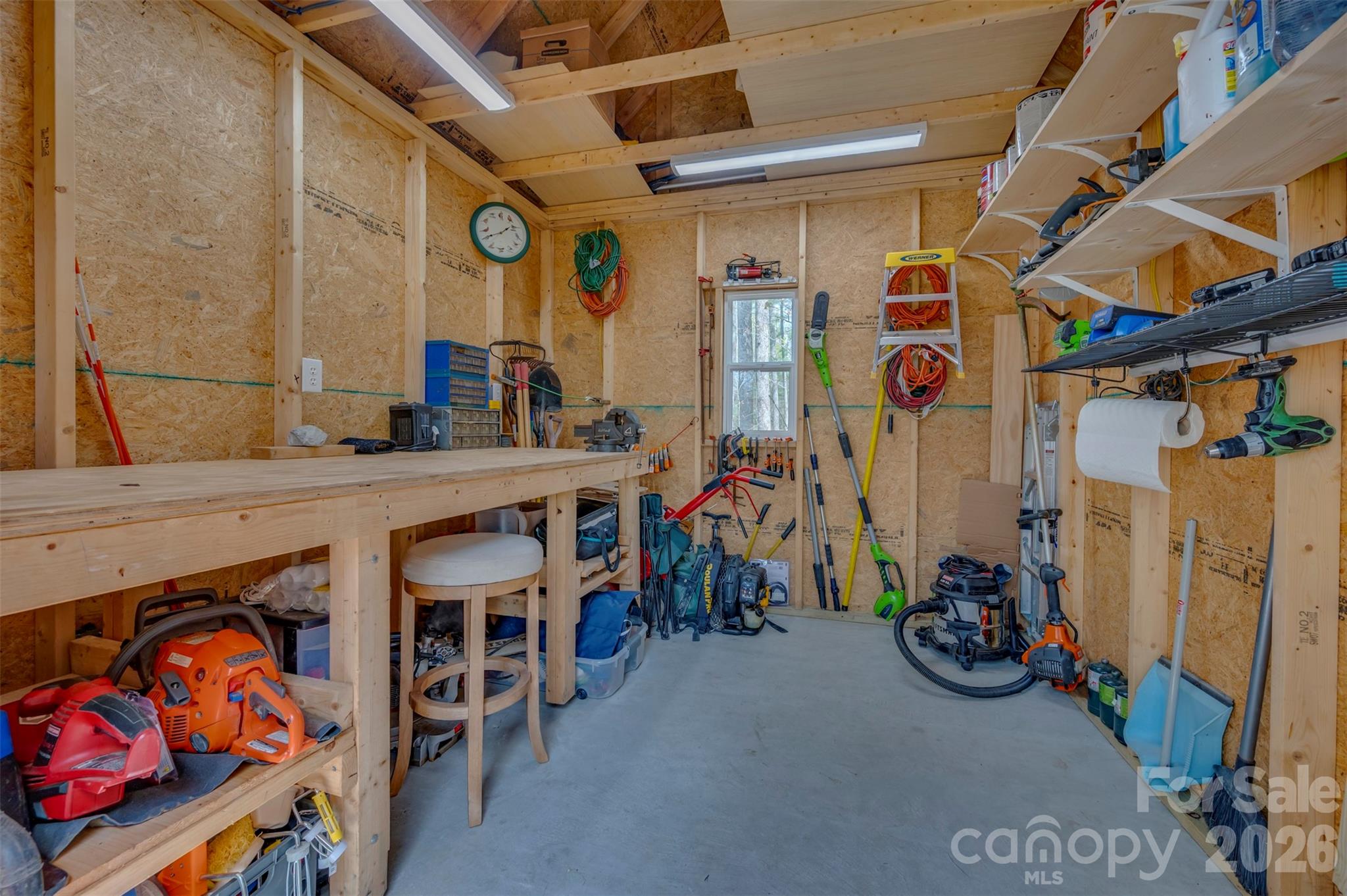 Workbench, metal pegboard and compressor does not convey. - 88 Pounding Mill None, Hendersonville