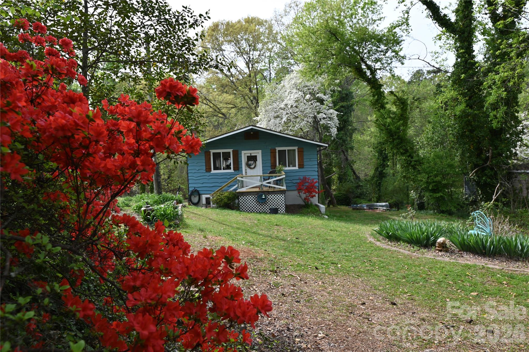 Single Family Residence at 198 Clouse Lane, Taylorsville, photo 2 of 41