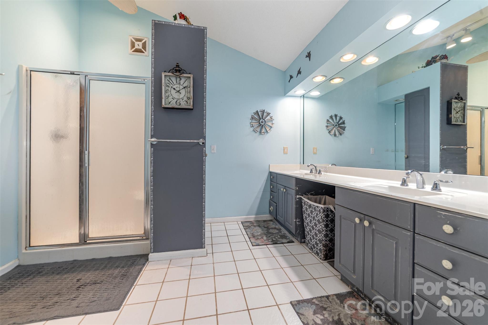 Single Family Residence at 7430 Forney Hill Road, Denver, photo 17 of 27