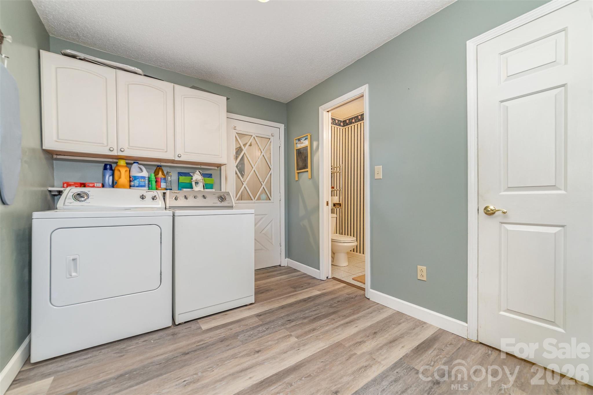 Single Family Residence at 7430 Forney Hill Road, Denver, photo 18 of 27