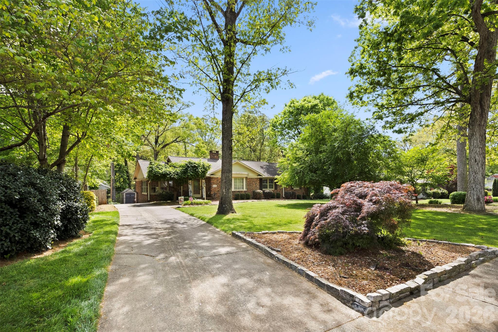 828 N 6th Street
