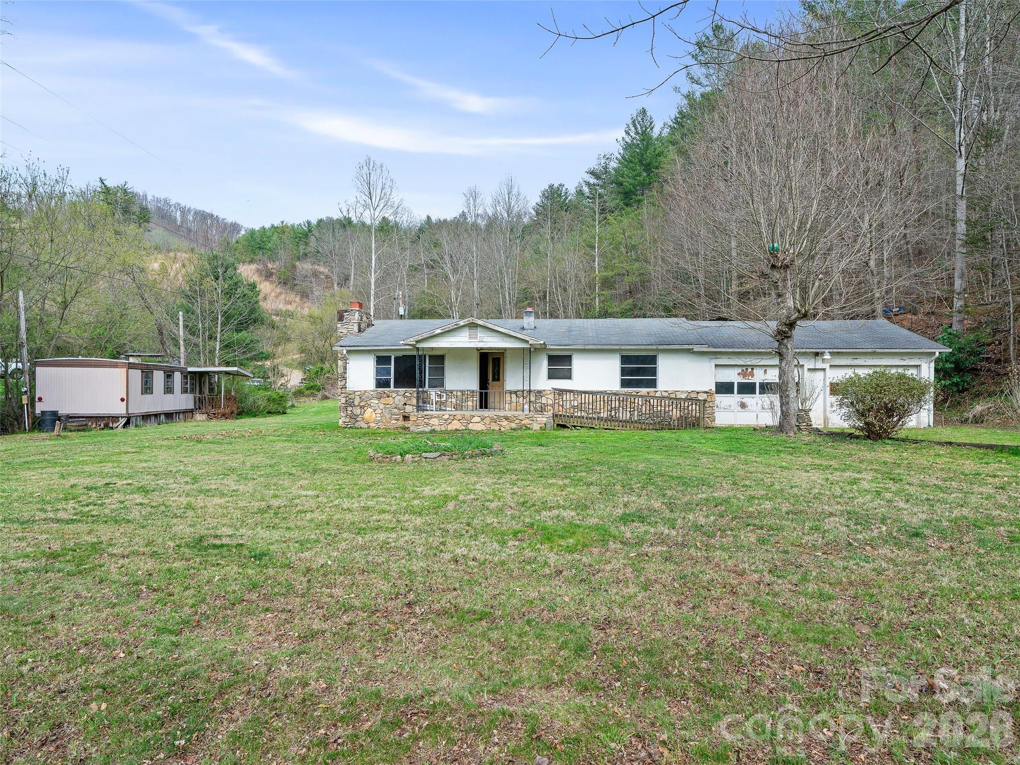 2432 Grapevine Road