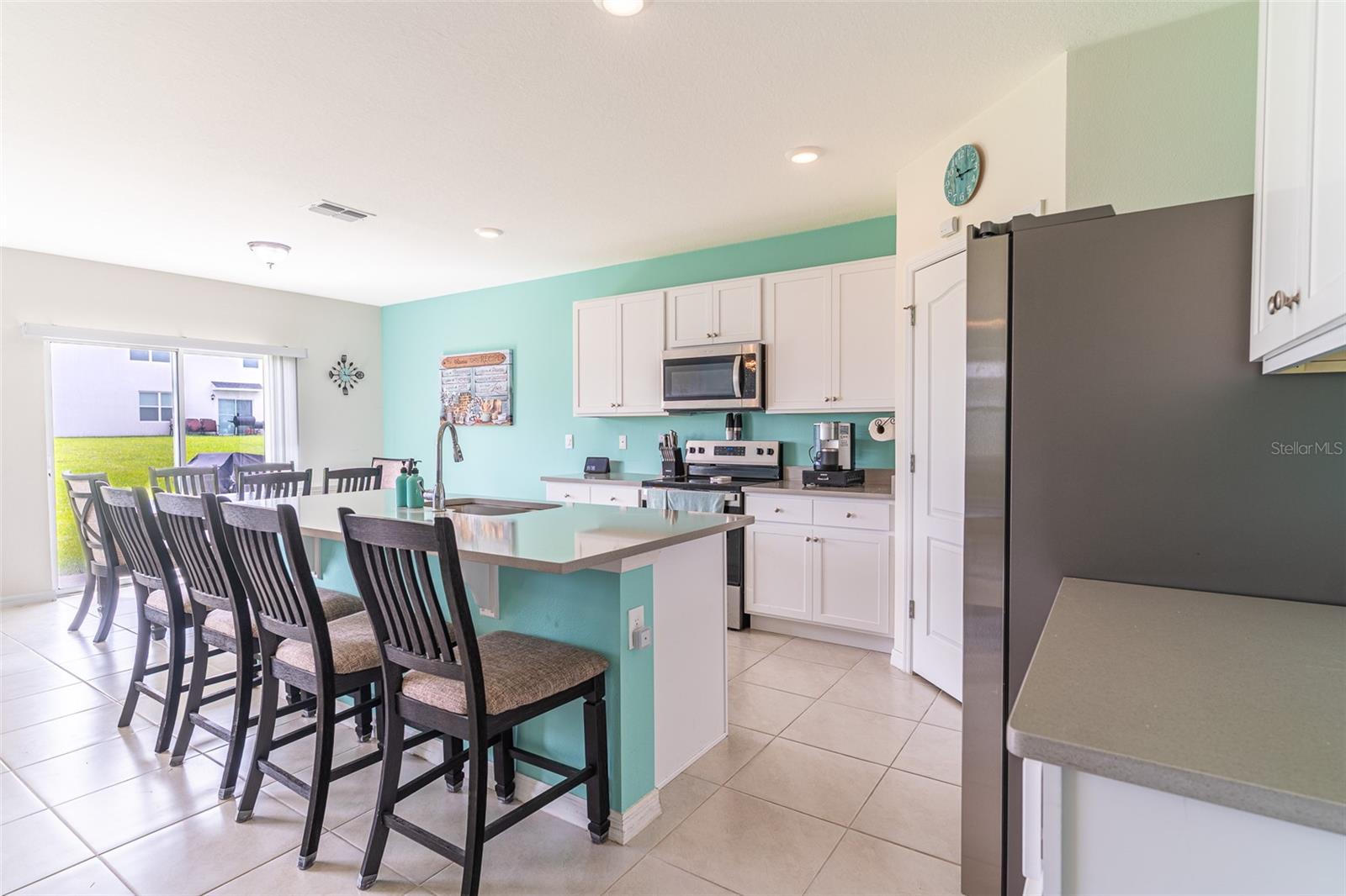Single Family Residence at 1328 DAISY FIELD DR, WINTER HAVEN, photo 6 of 37
