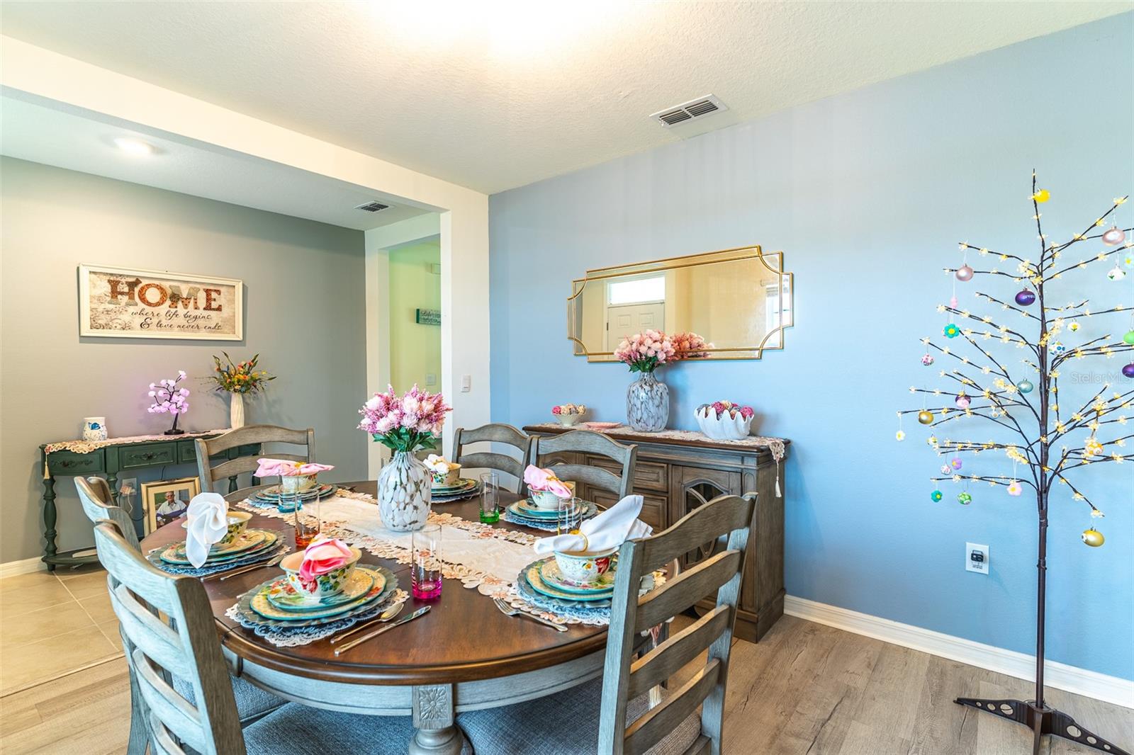 Single Family Residence at 1328 DAISY FIELD DR, WINTER HAVEN, photo 11 of 37