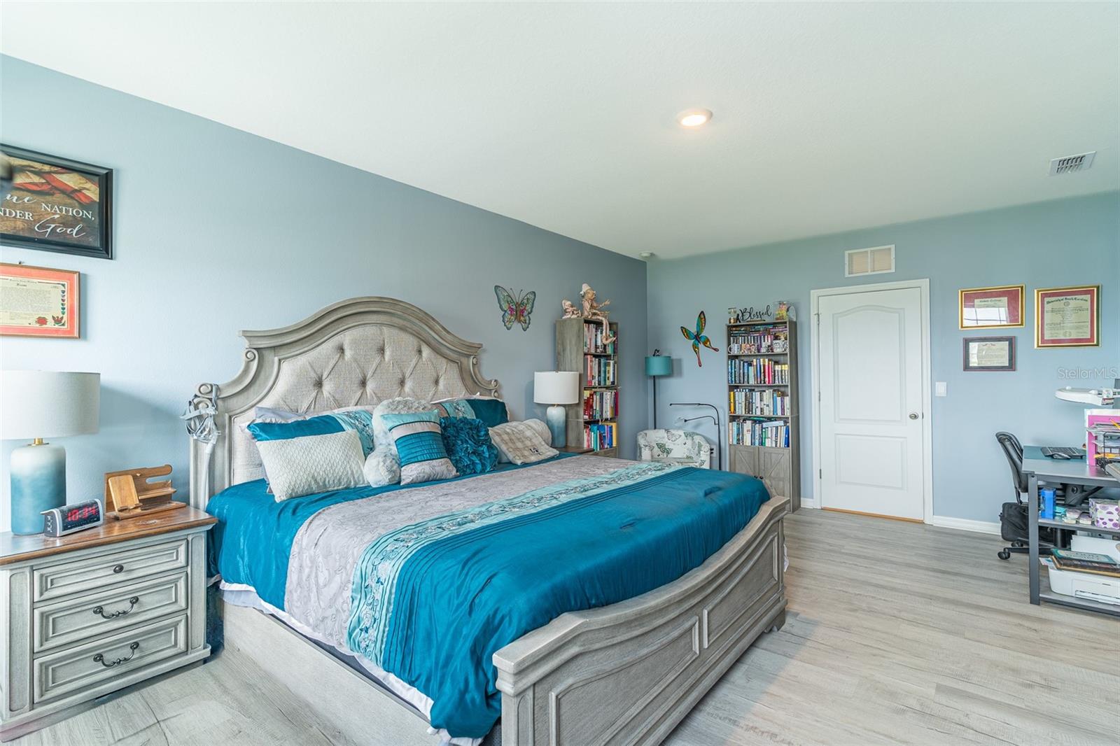 Single Family Residence at 1328 DAISY FIELD DR, WINTER HAVEN, photo 17 of 37