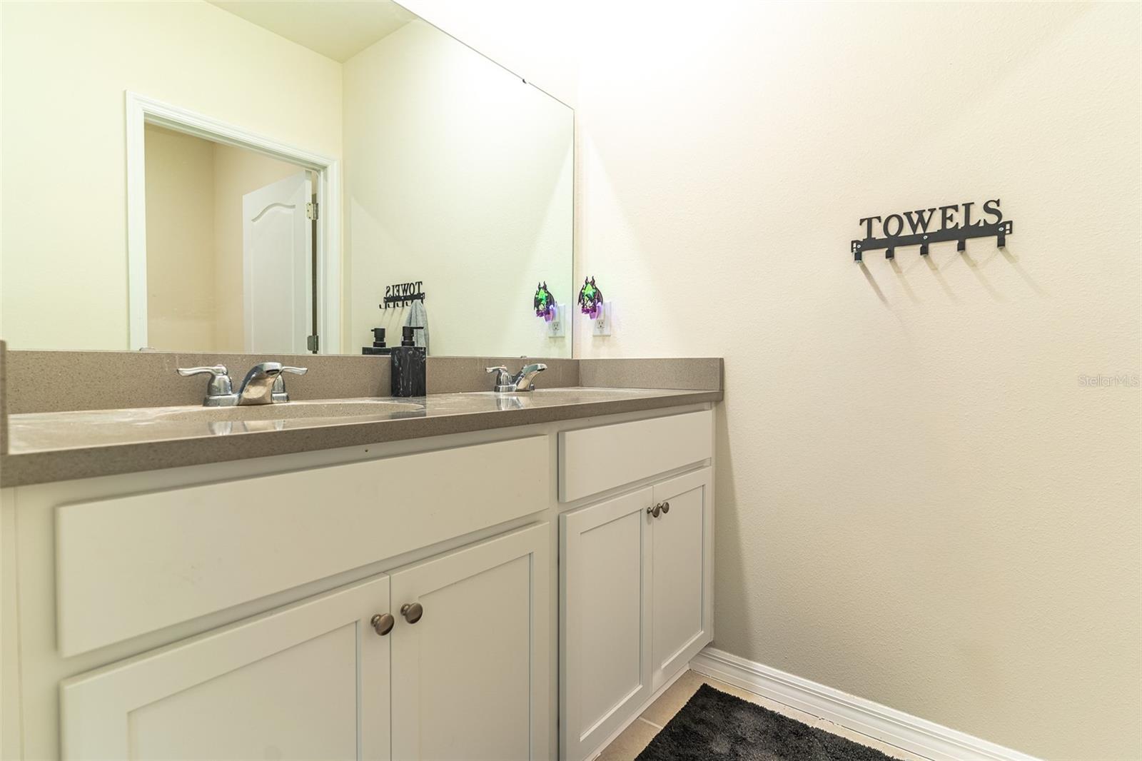 Single Family Residence at 1328 DAISY FIELD DR, WINTER HAVEN, photo 22 of 37