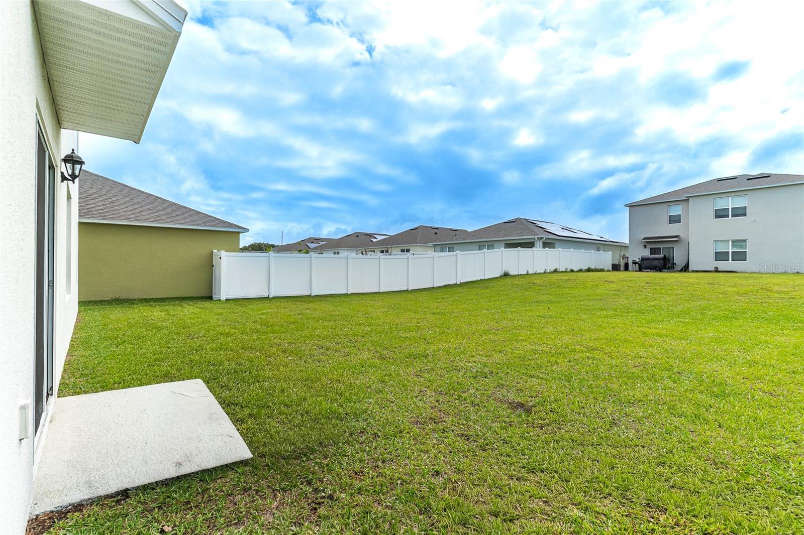 Single Family Residence at 1328 DAISY FIELD DR, WINTER HAVEN, photo 28 of 37