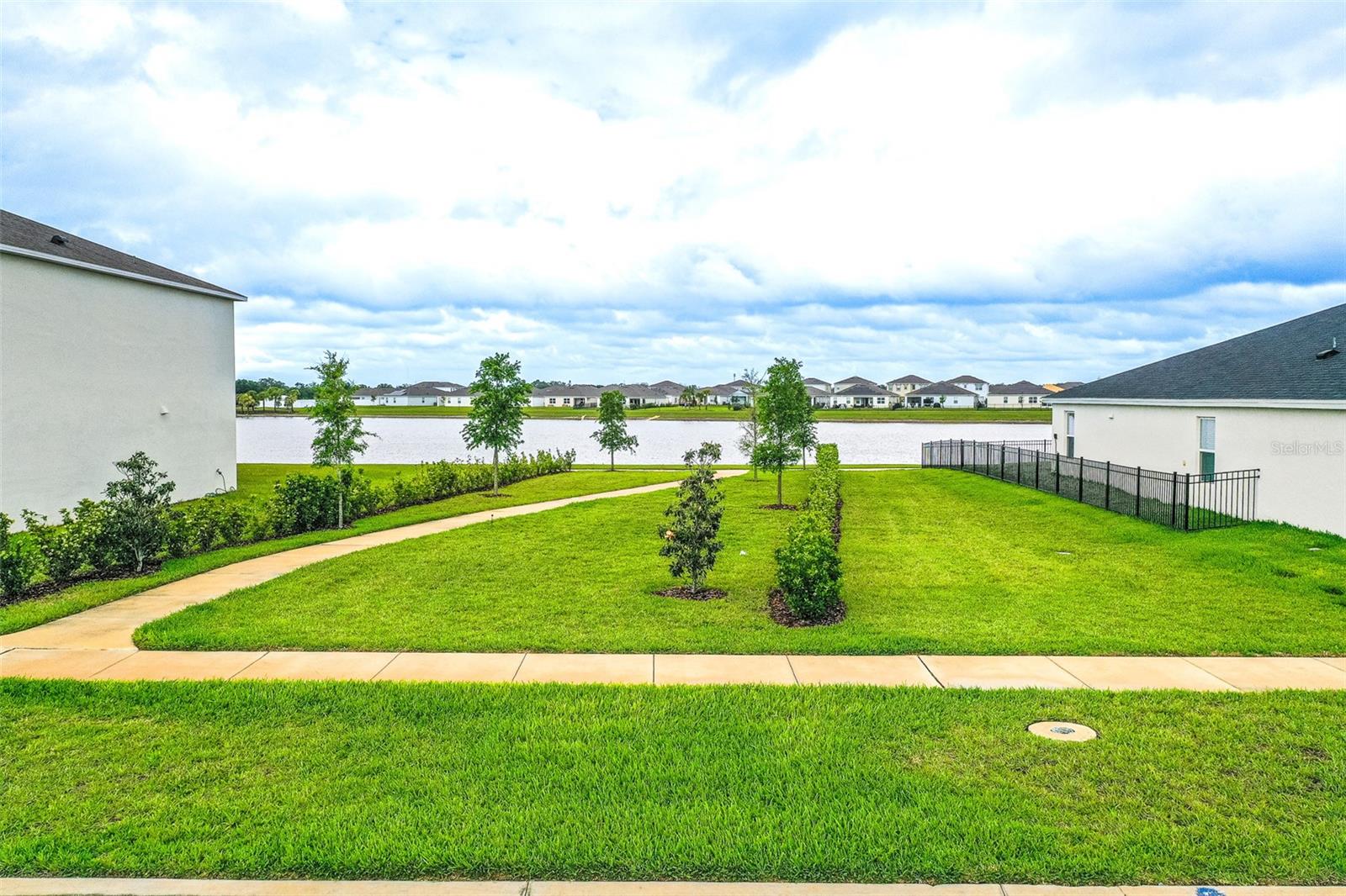 Single Family Residence at 1328 DAISY FIELD DR, WINTER HAVEN, photo 33 of 37
