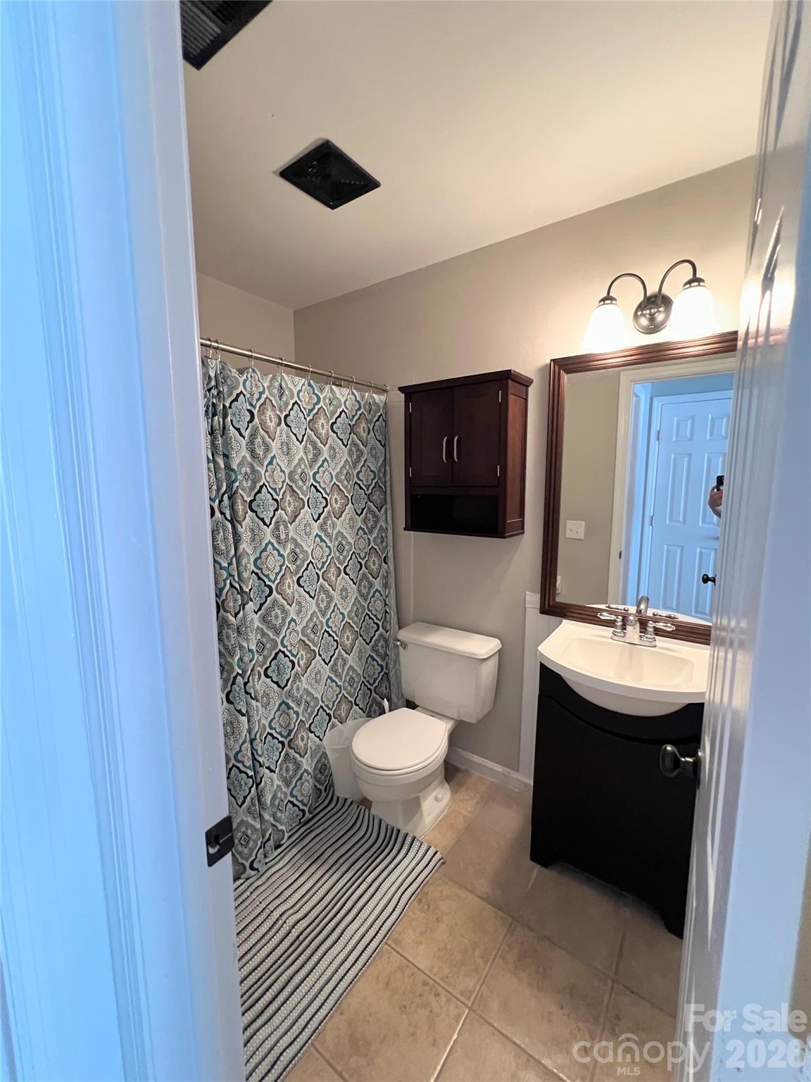 Condominium at 19905 Henderson Road, Cornelius, photo 18 of 30