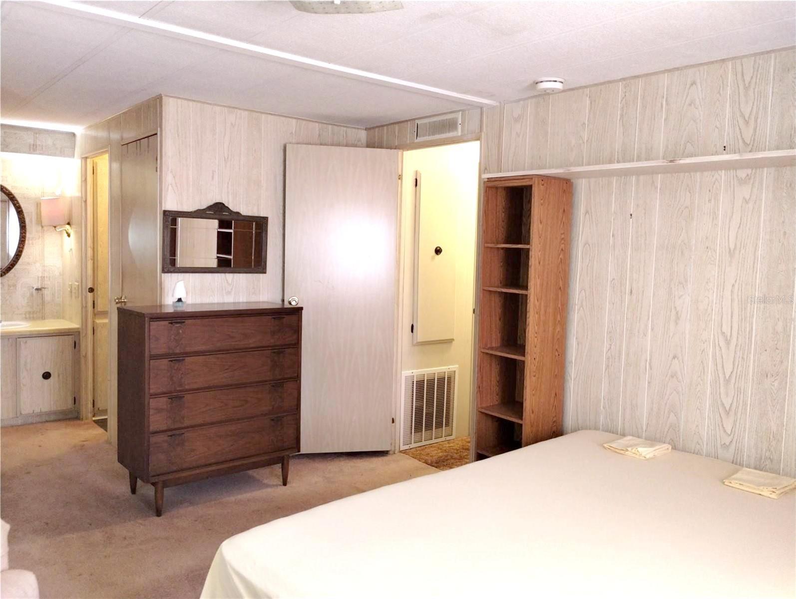 Manufactured Home at 7409 SKYLINE DR, HUDSON, photo 11 of 17