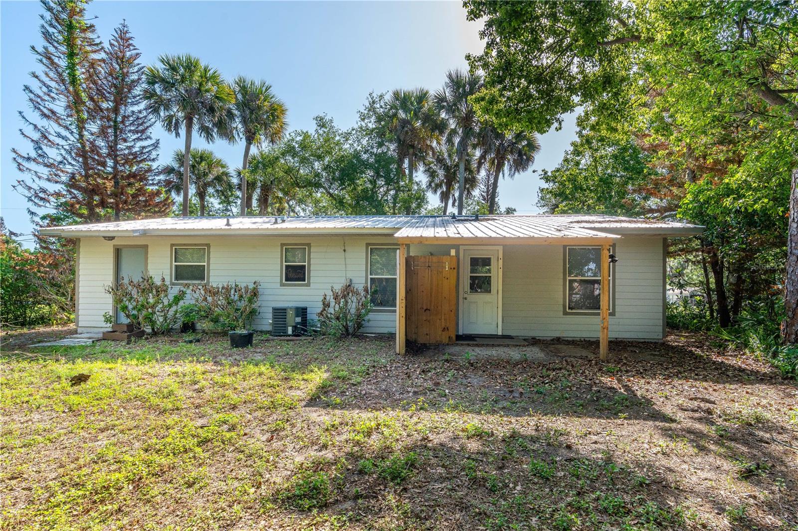 Single Family Residence at 240 NEWCOMB ST, NEW SMYRNA BEACH, photo 26 of 32