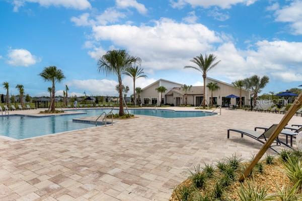 Community resort pool - 4382 FINCH LN, KISSIMMEE