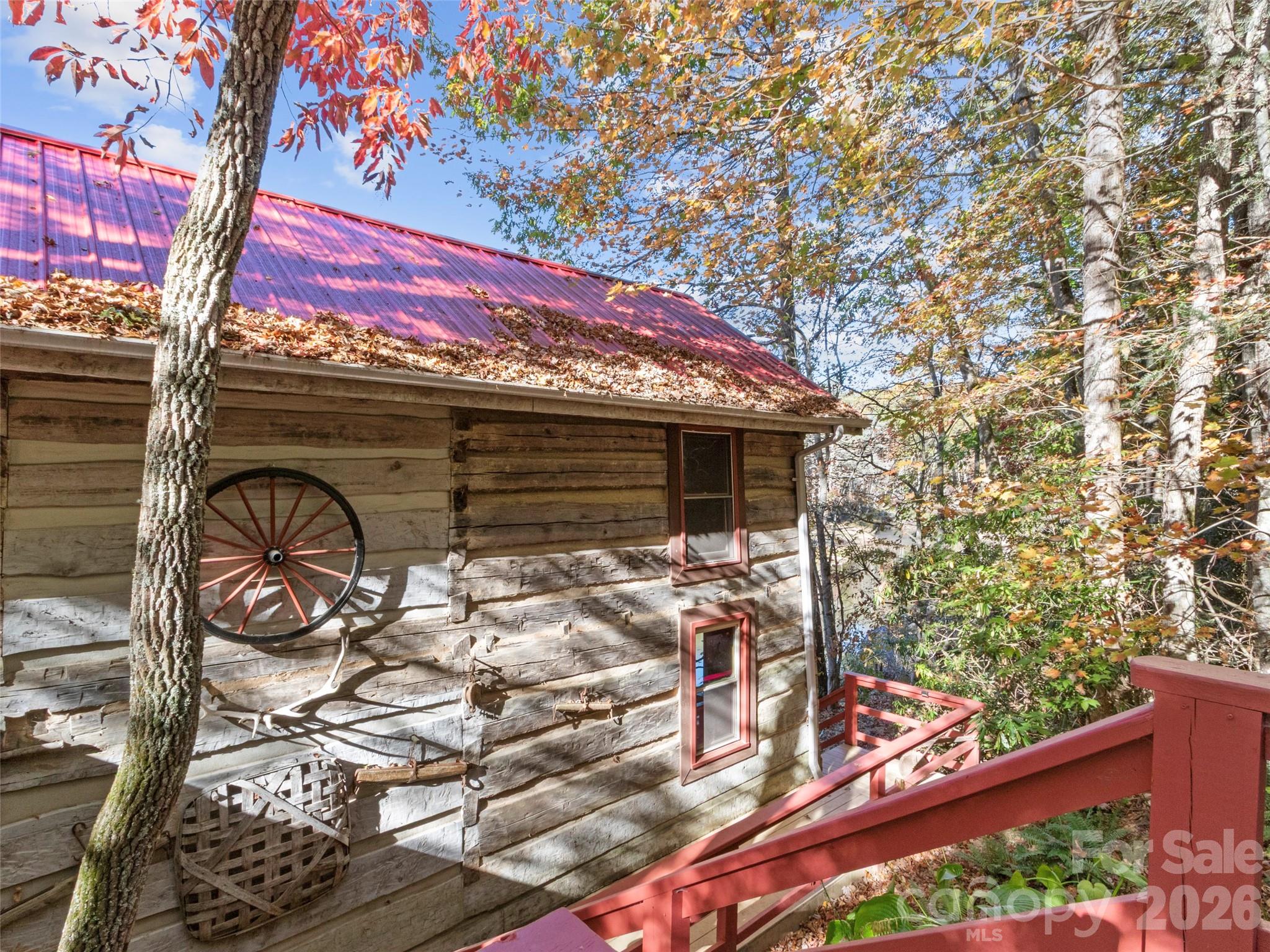 Hand hewn and chinking logs, 1800's - 996 HALLS CHAPEL Road, Burnsville